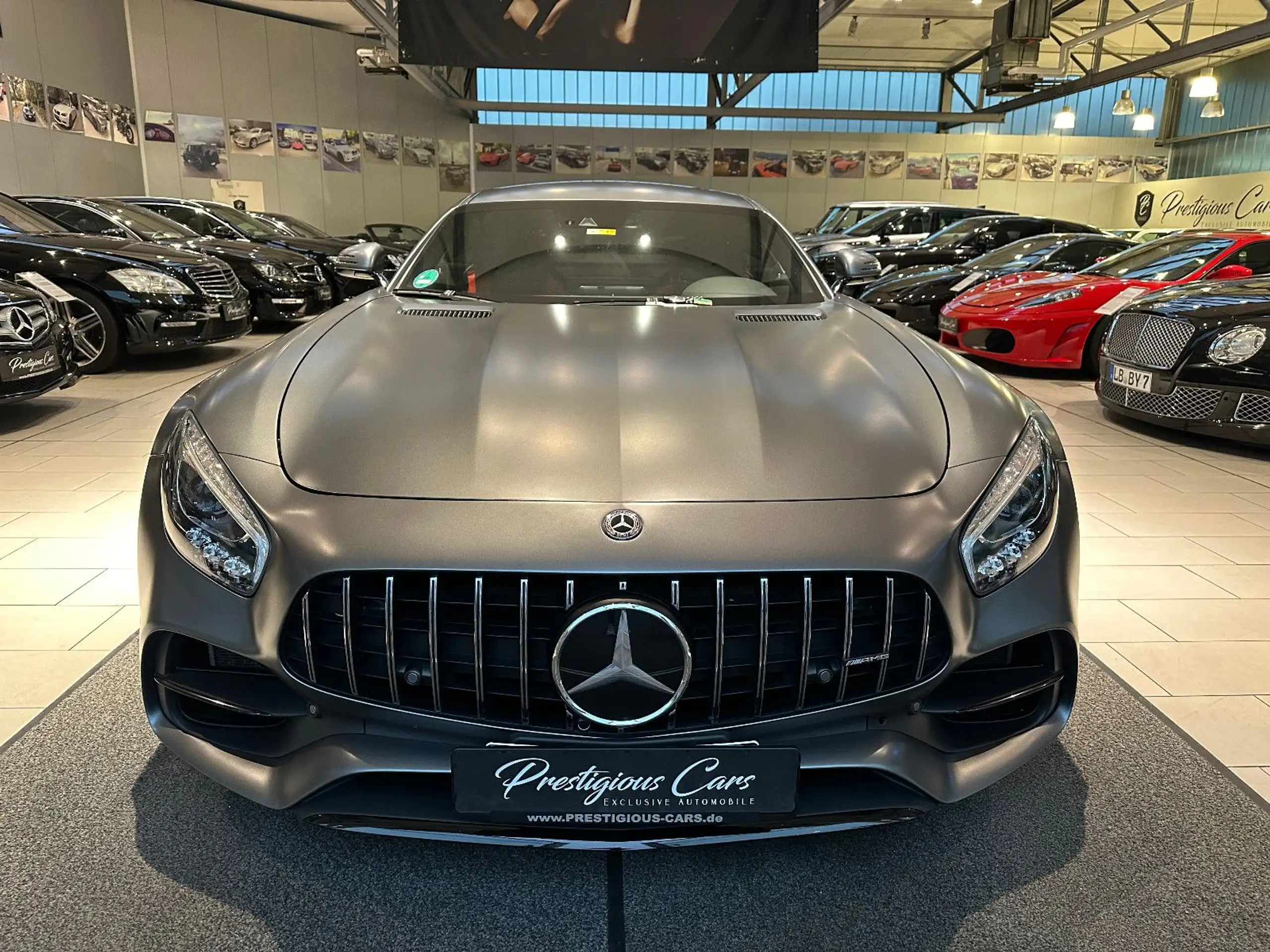 Mercedes-Benz - AMG GT