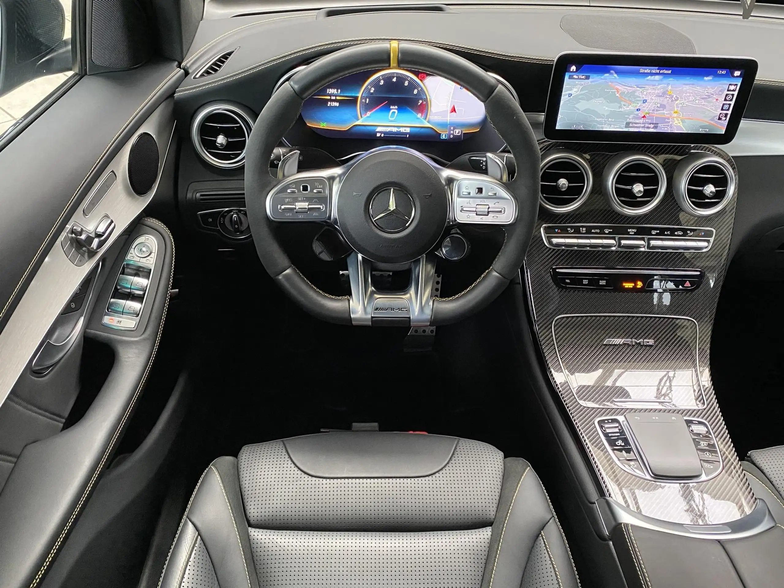 Mercedes-Benz - GLC 63 AMG