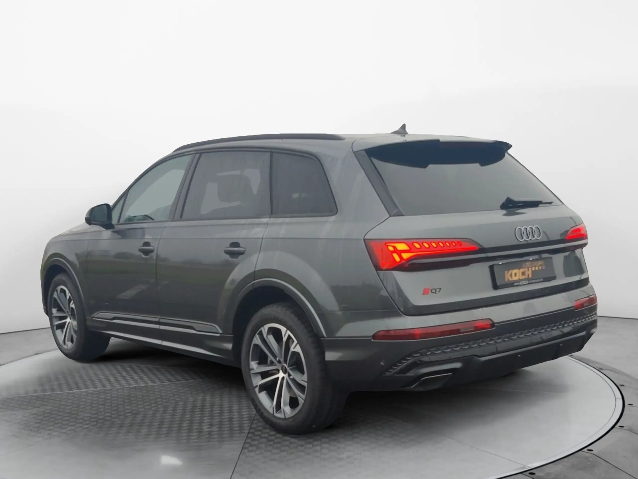 Audi - Q7