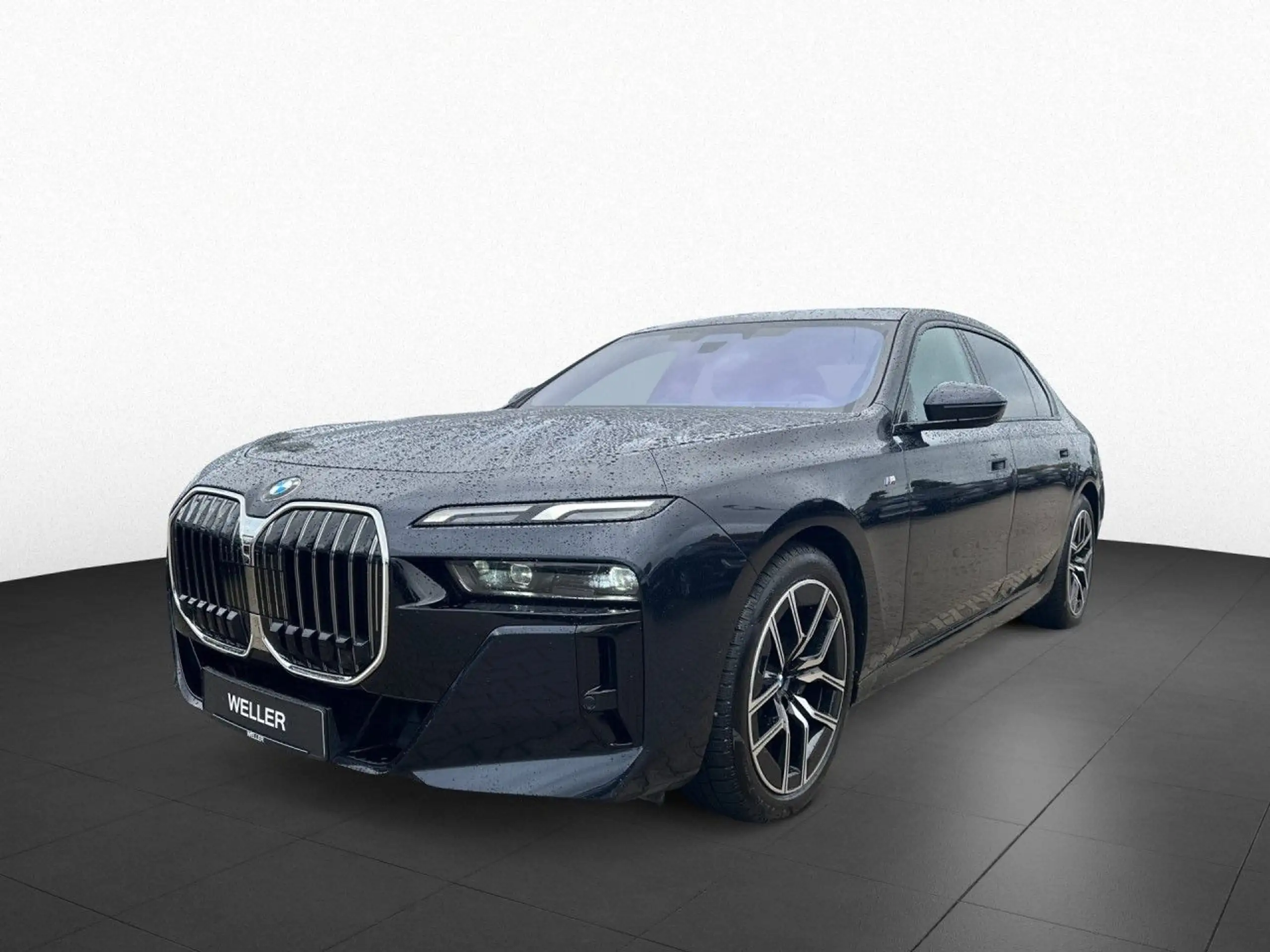 BMW - 740