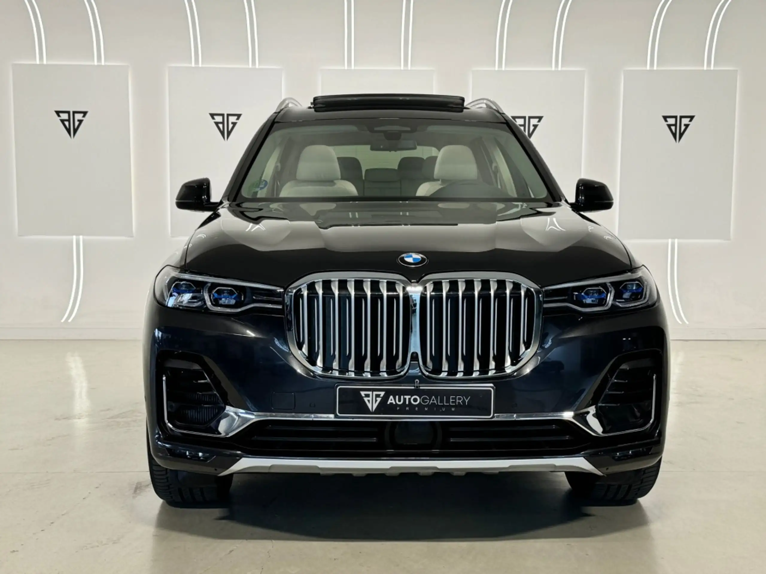 BMW - X7