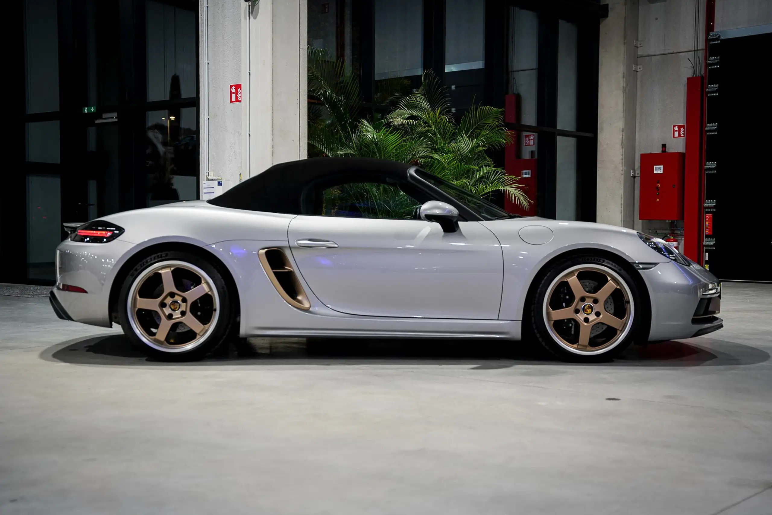 Porsche - Boxster