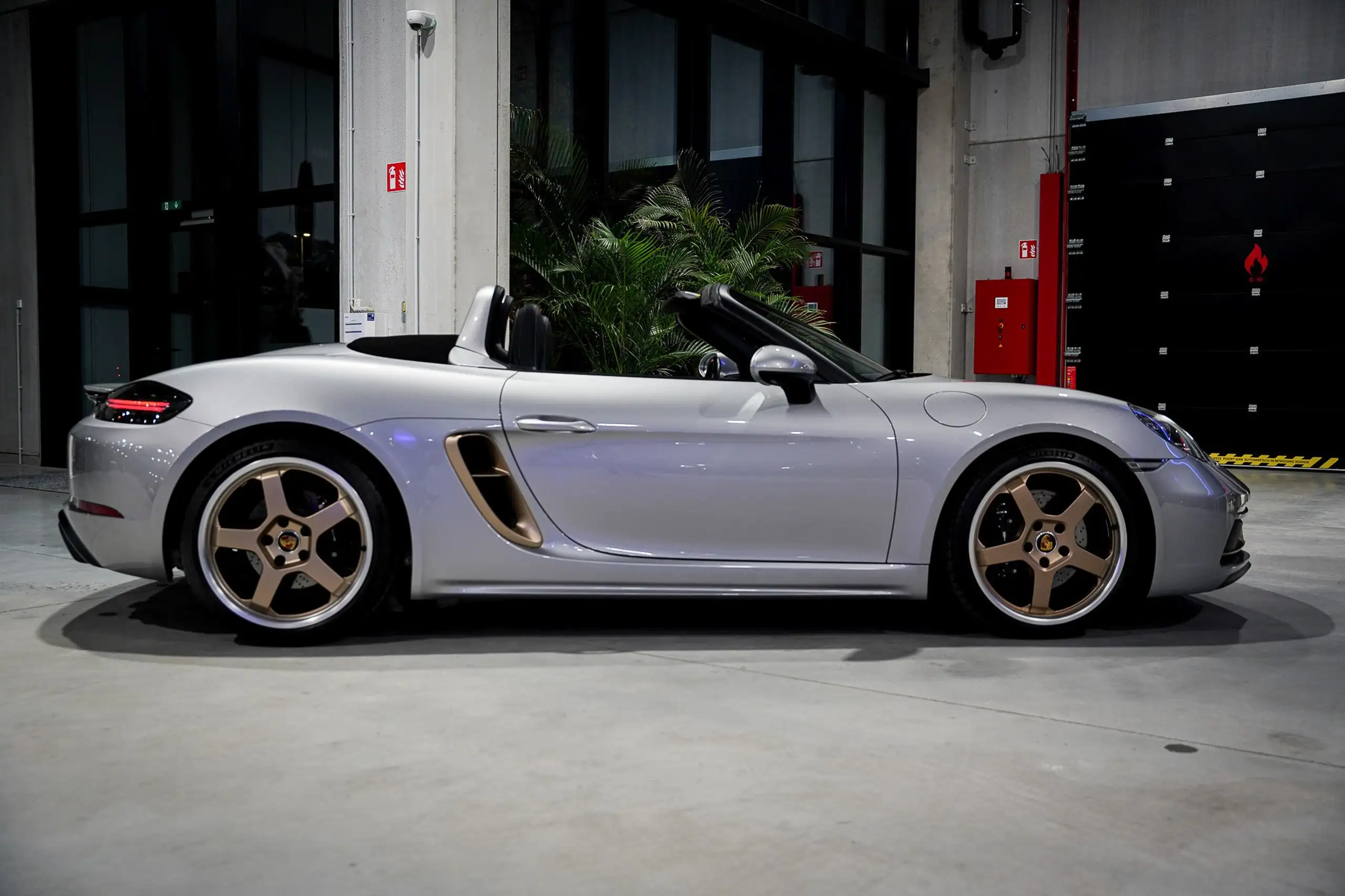 Porsche - Boxster