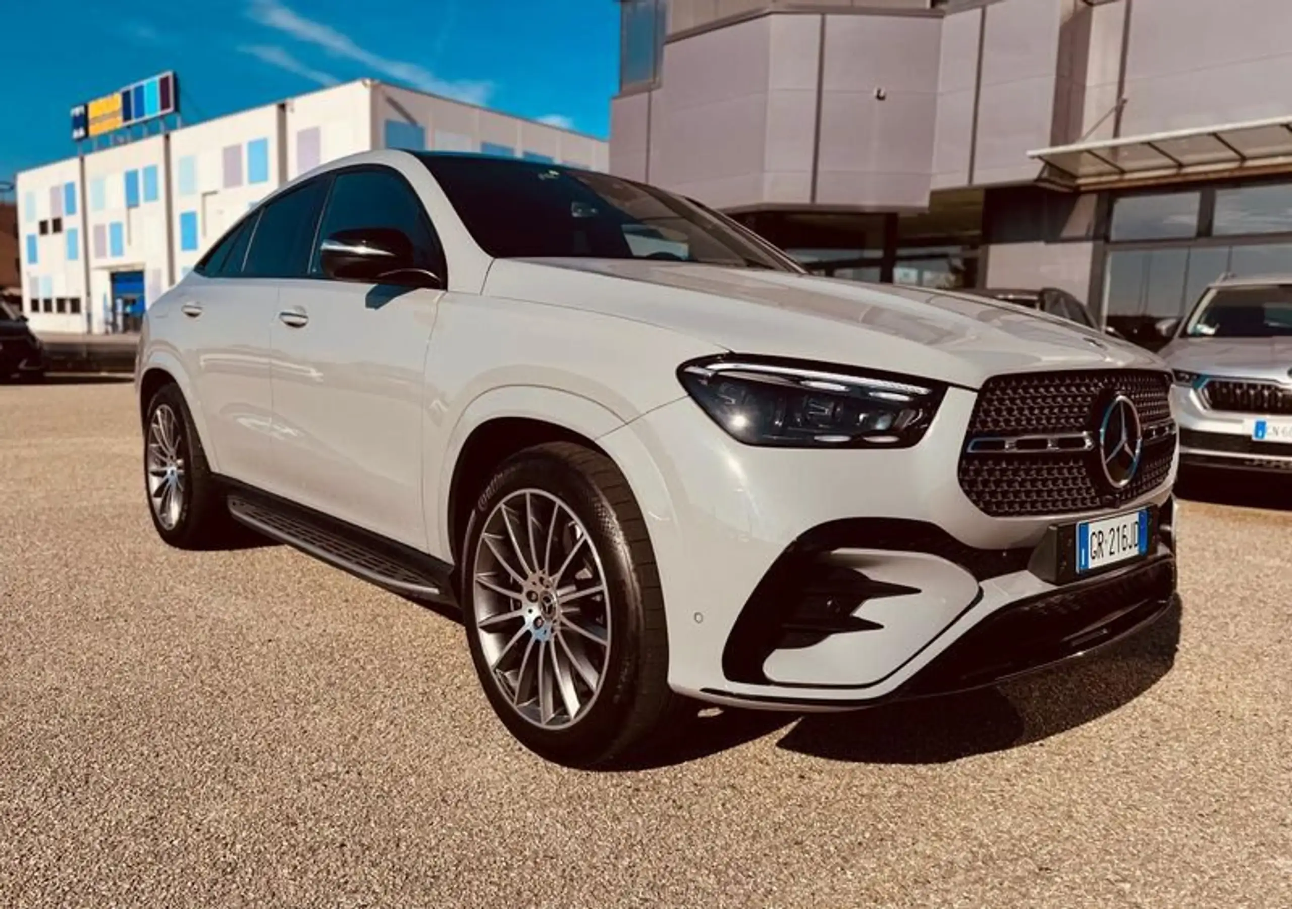 Mercedes-Benz - GLE 350