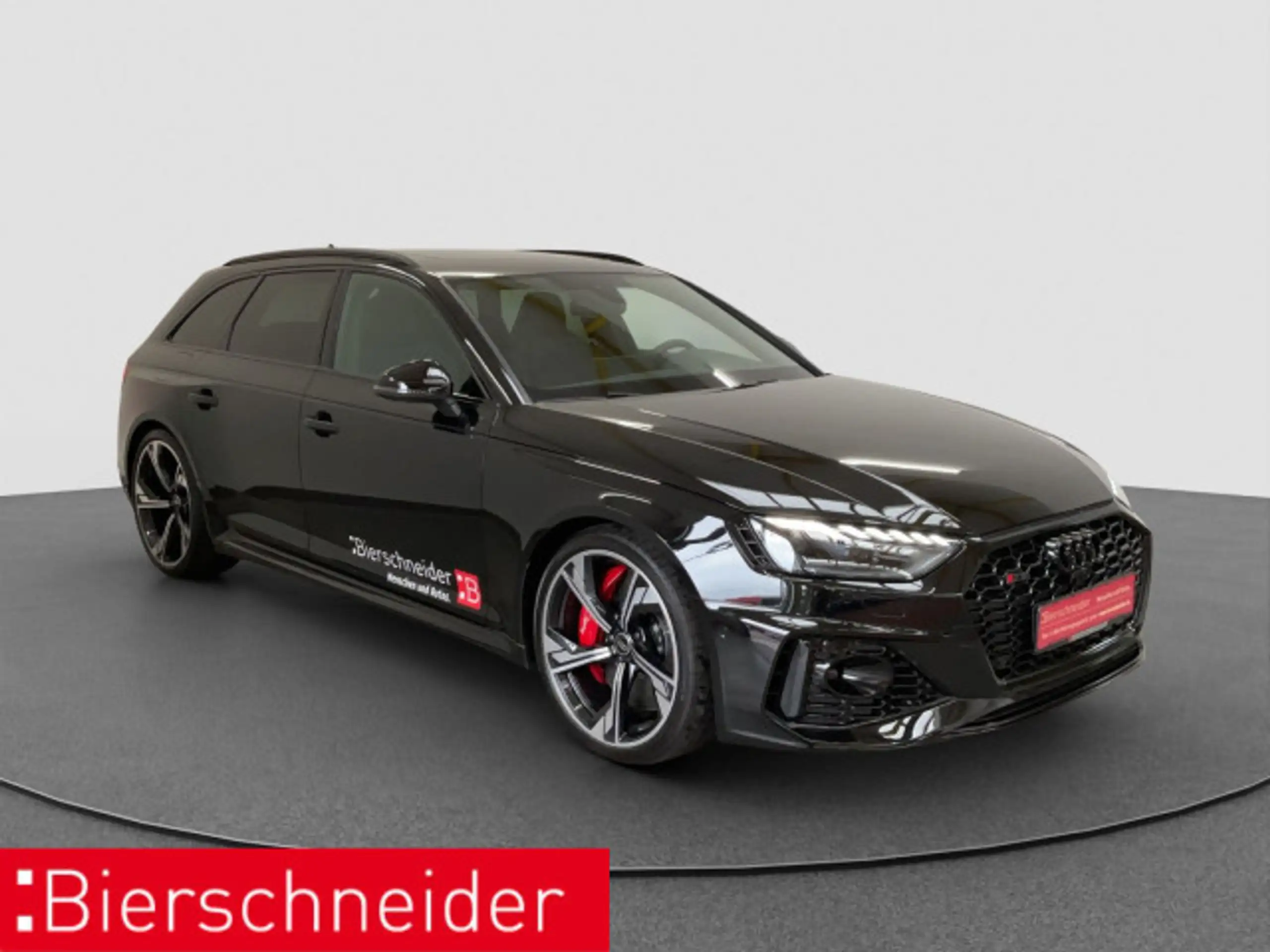 Audi - RS4