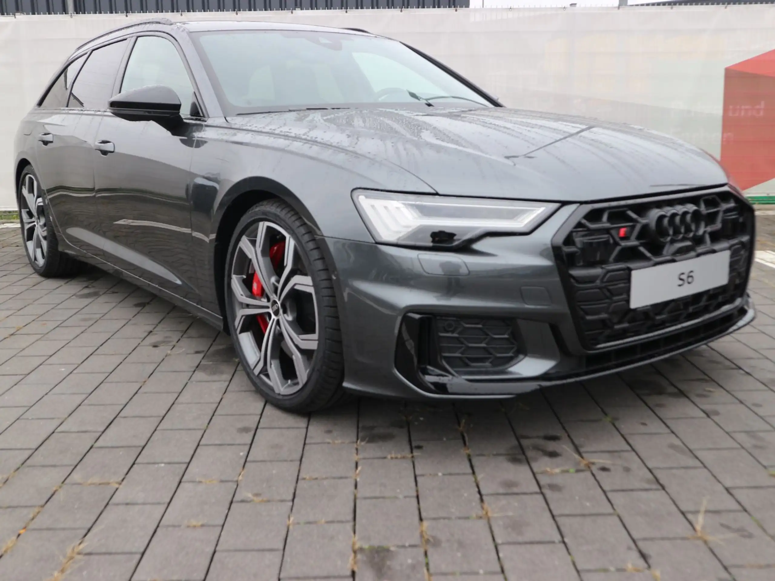 Audi - S6