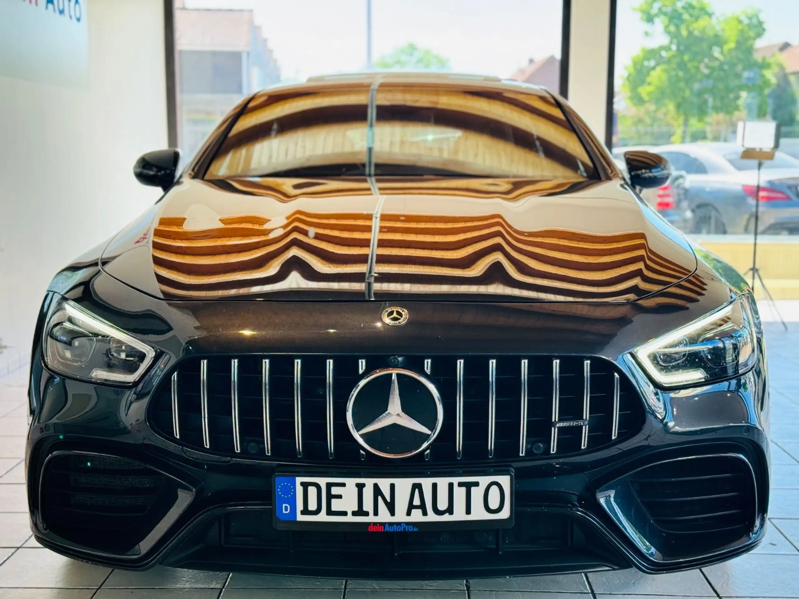 Mercedes-Benz - AMG GT