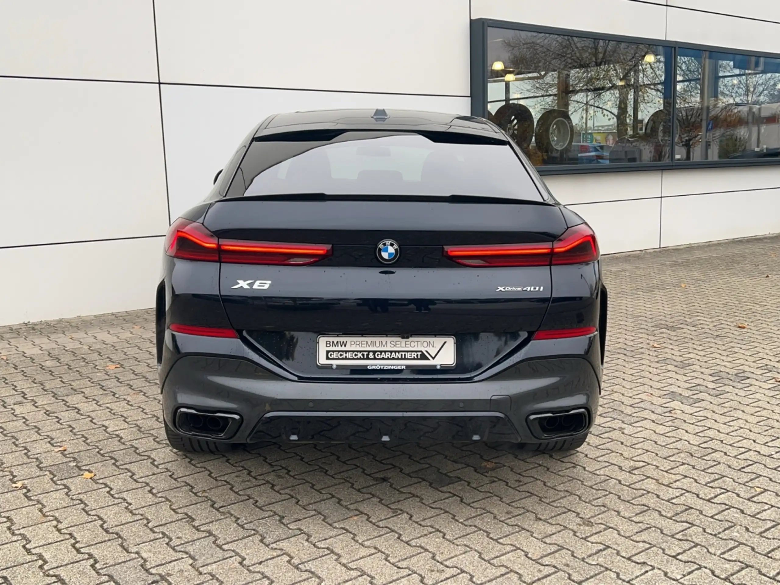 BMW - X6