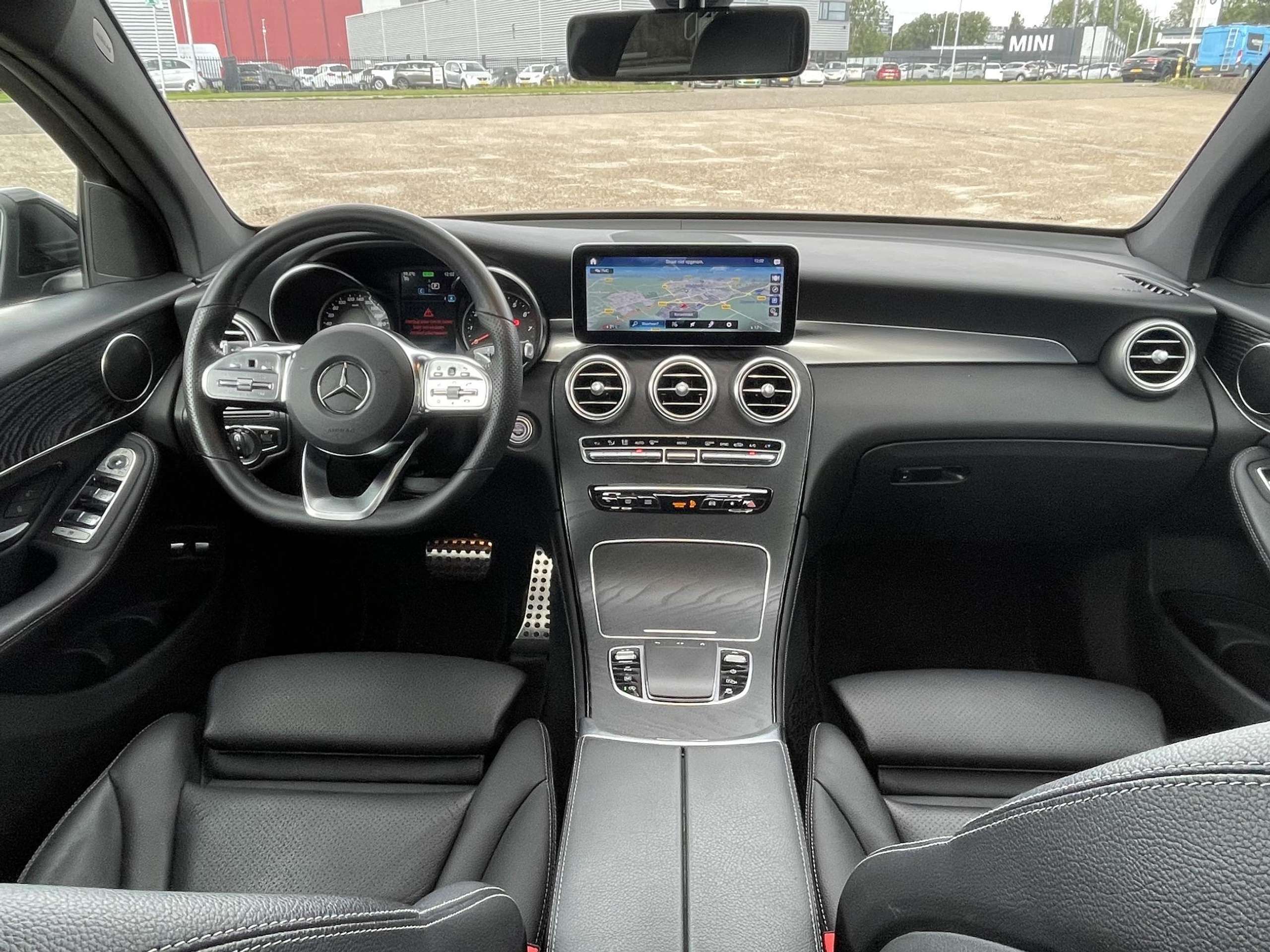 Mercedes-Benz - GLC 200