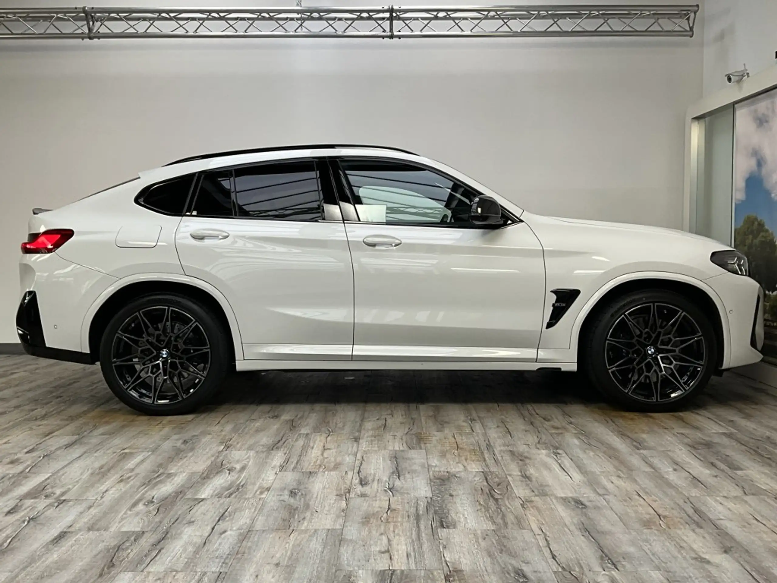 BMW - X4 M