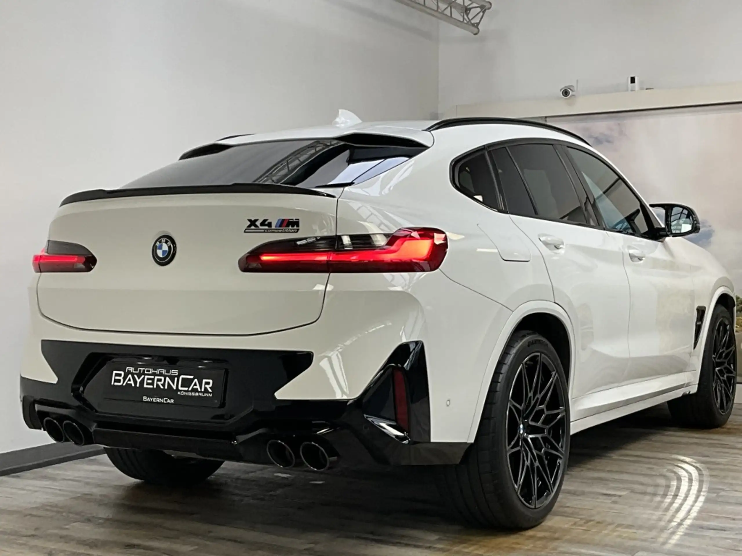 BMW - X4 M