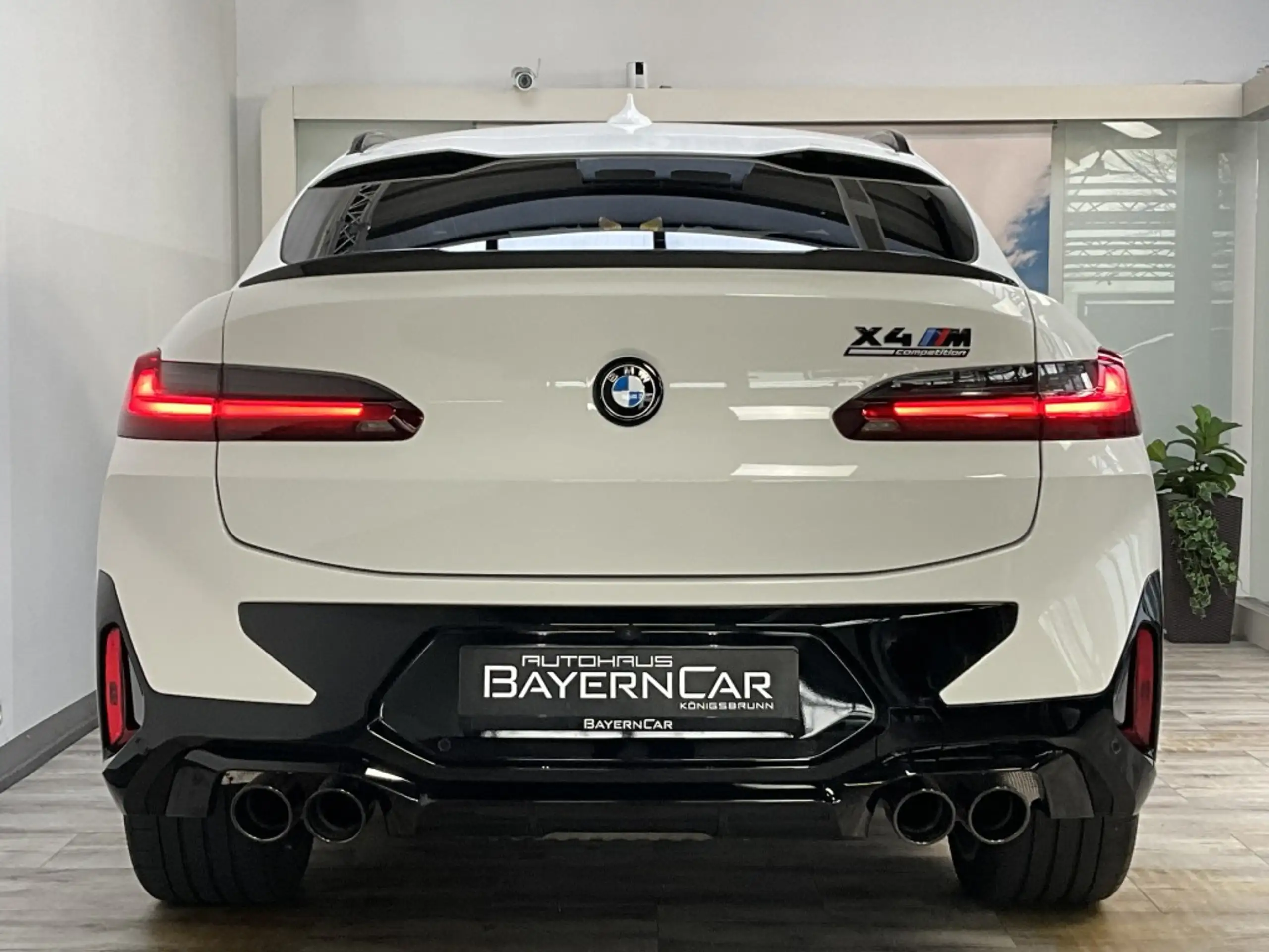 BMW - X4 M