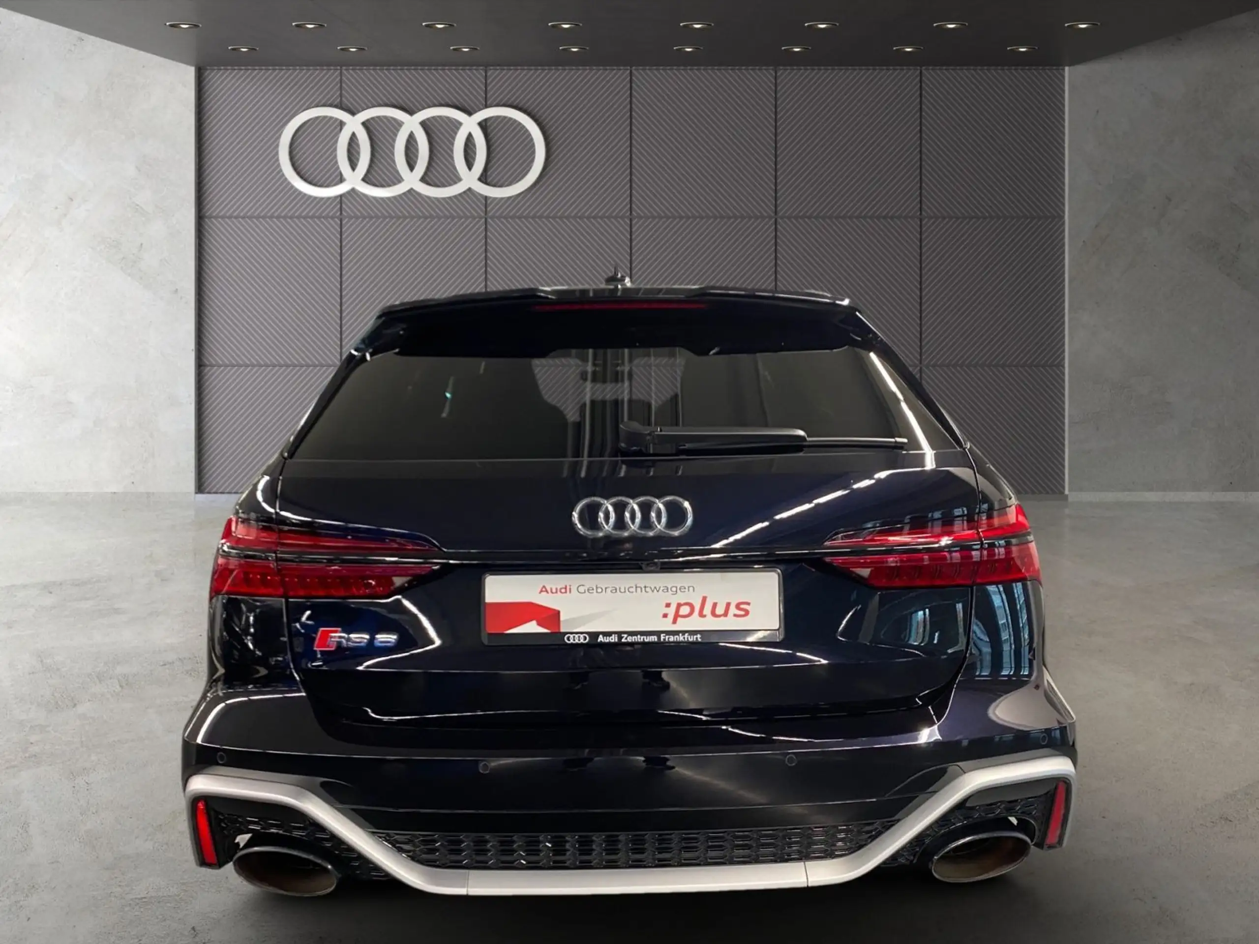 Audi - RS6