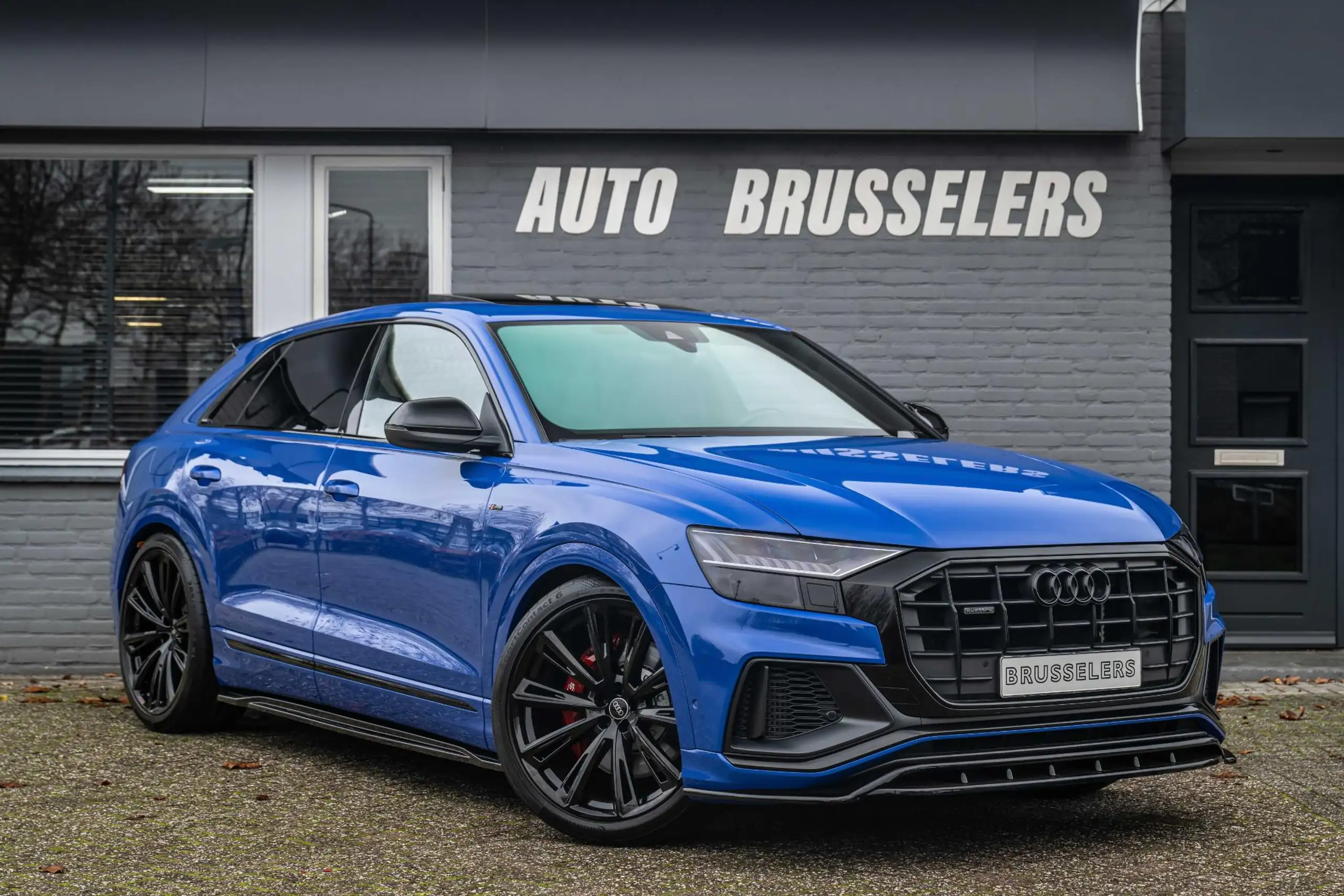 Audi - Q8