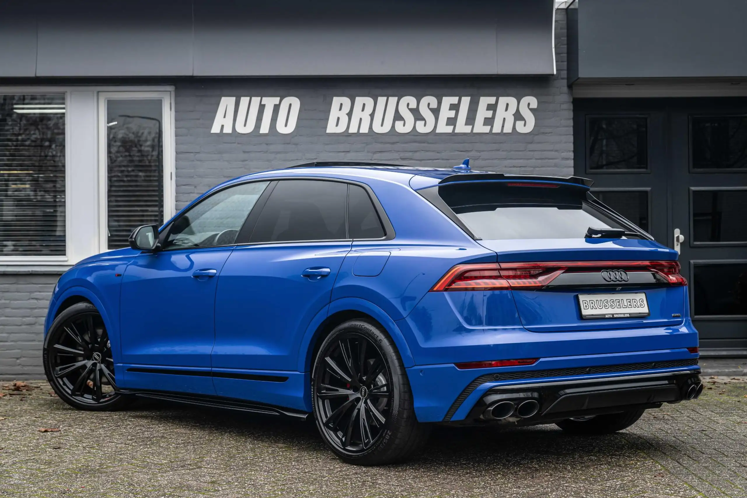 Audi - Q8