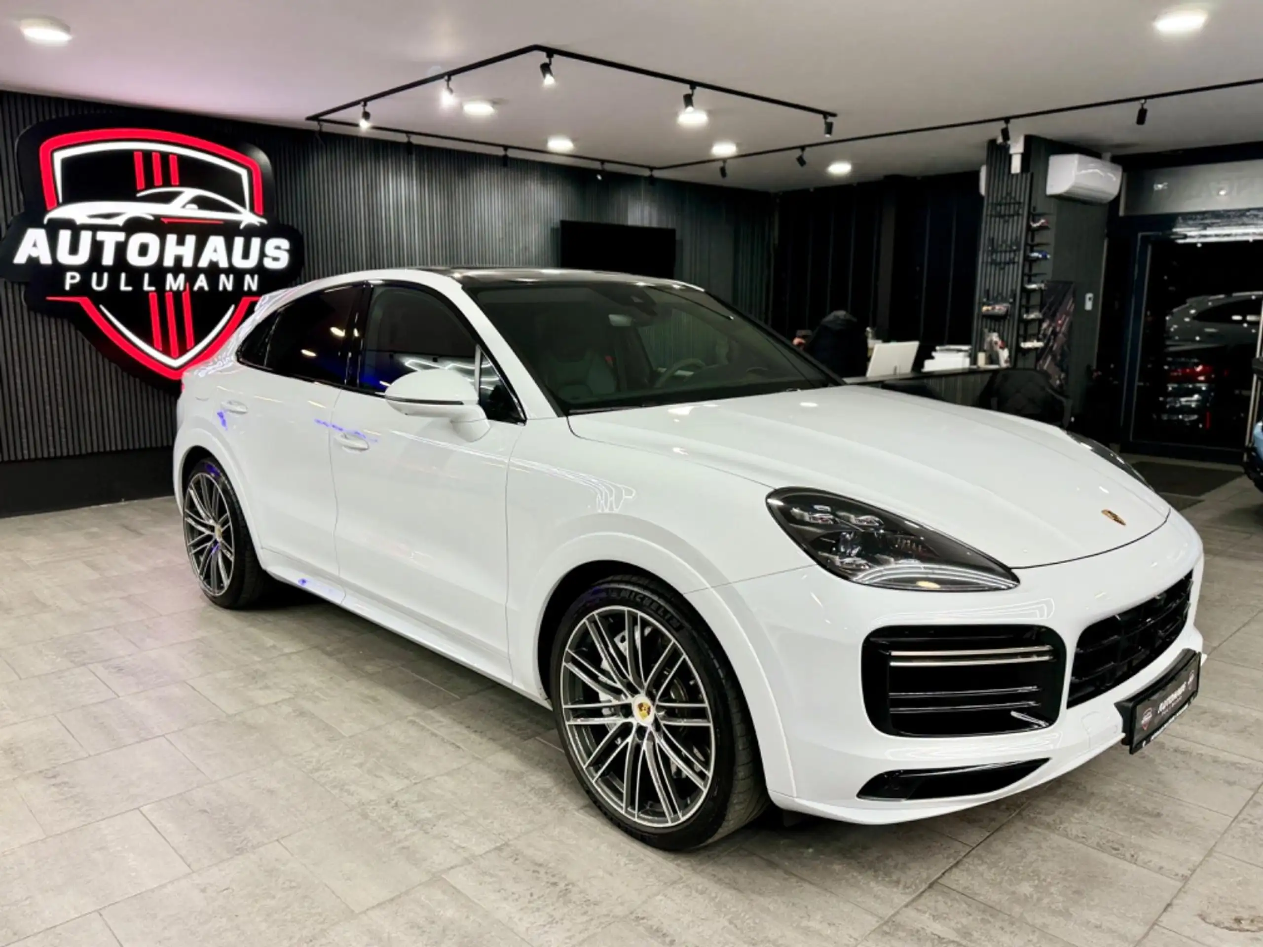 Porsche - Cayenne