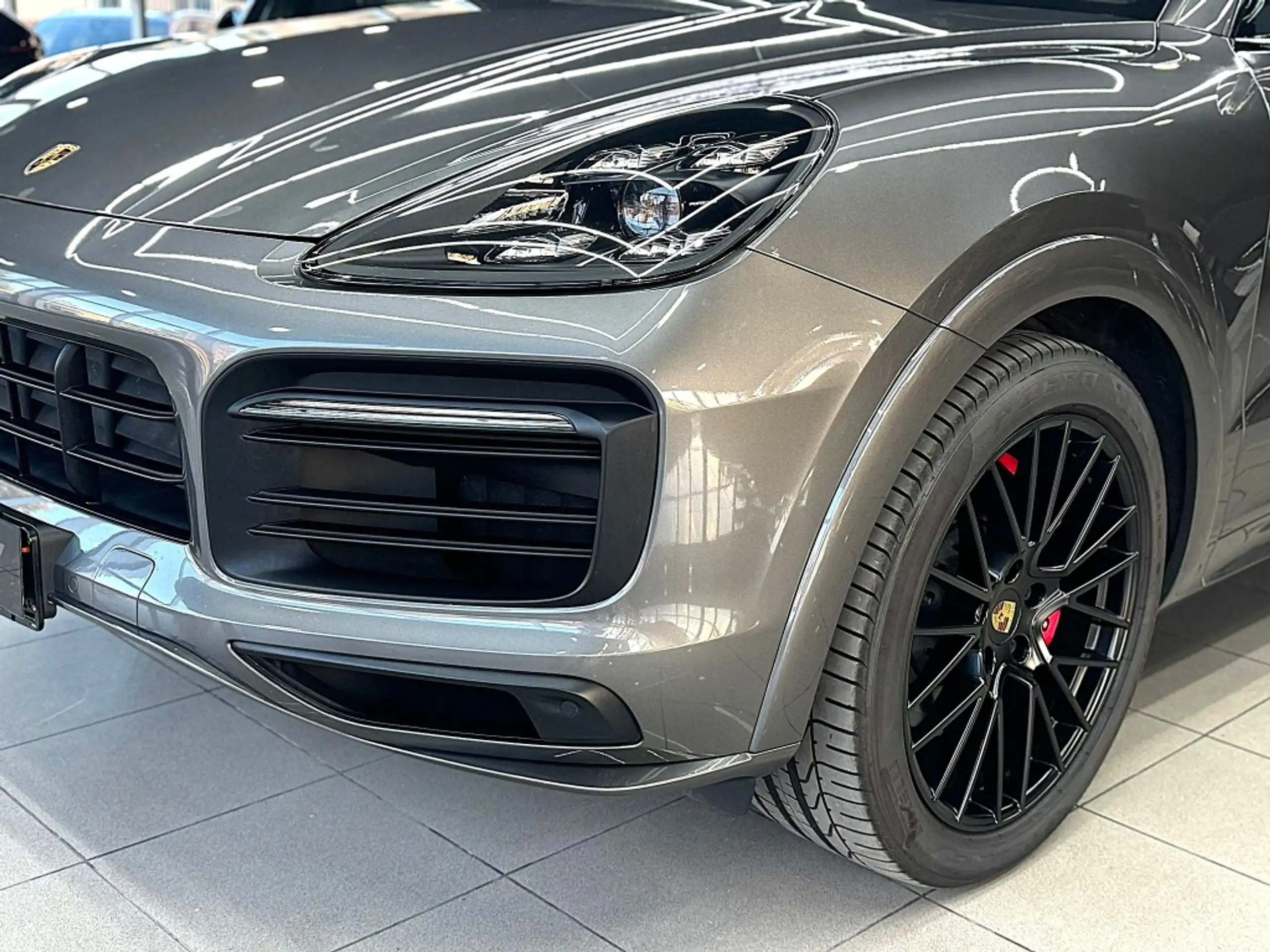 Porsche - Cayenne