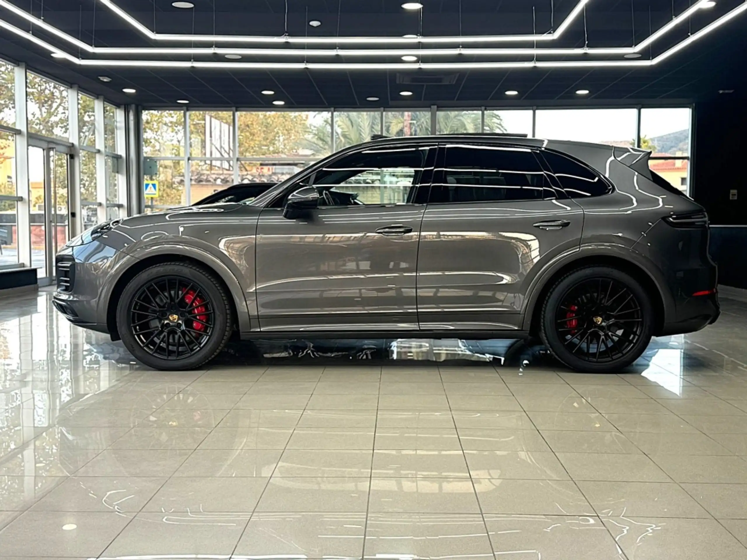 Porsche - Cayenne