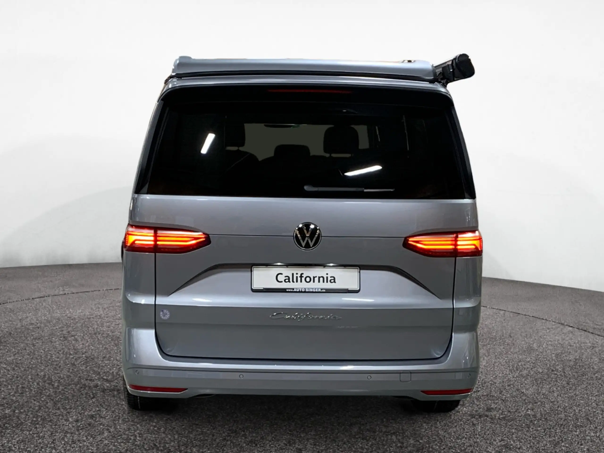 Volkswagen - T7 California