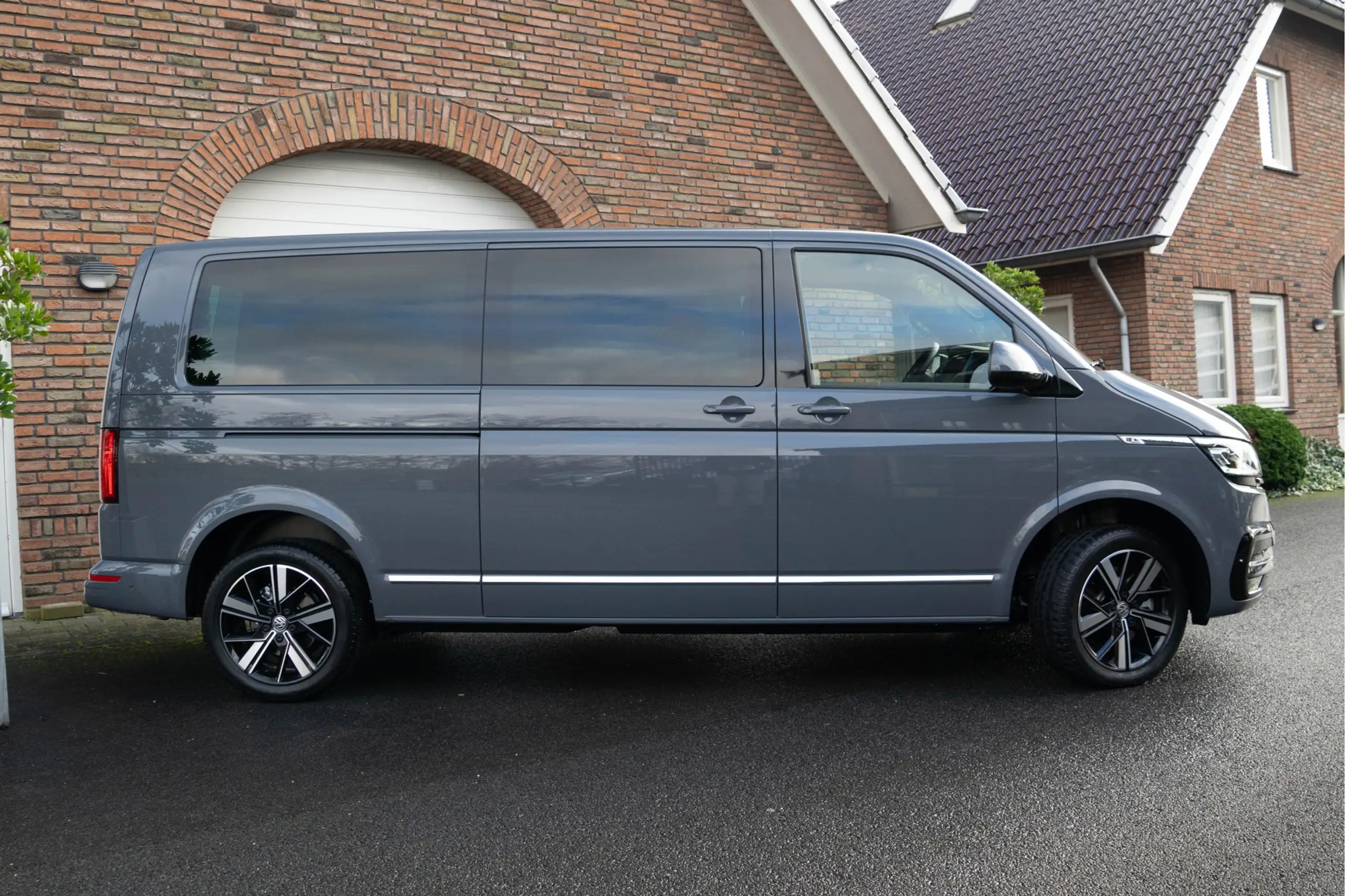 Volkswagen - T6.1 Caravelle