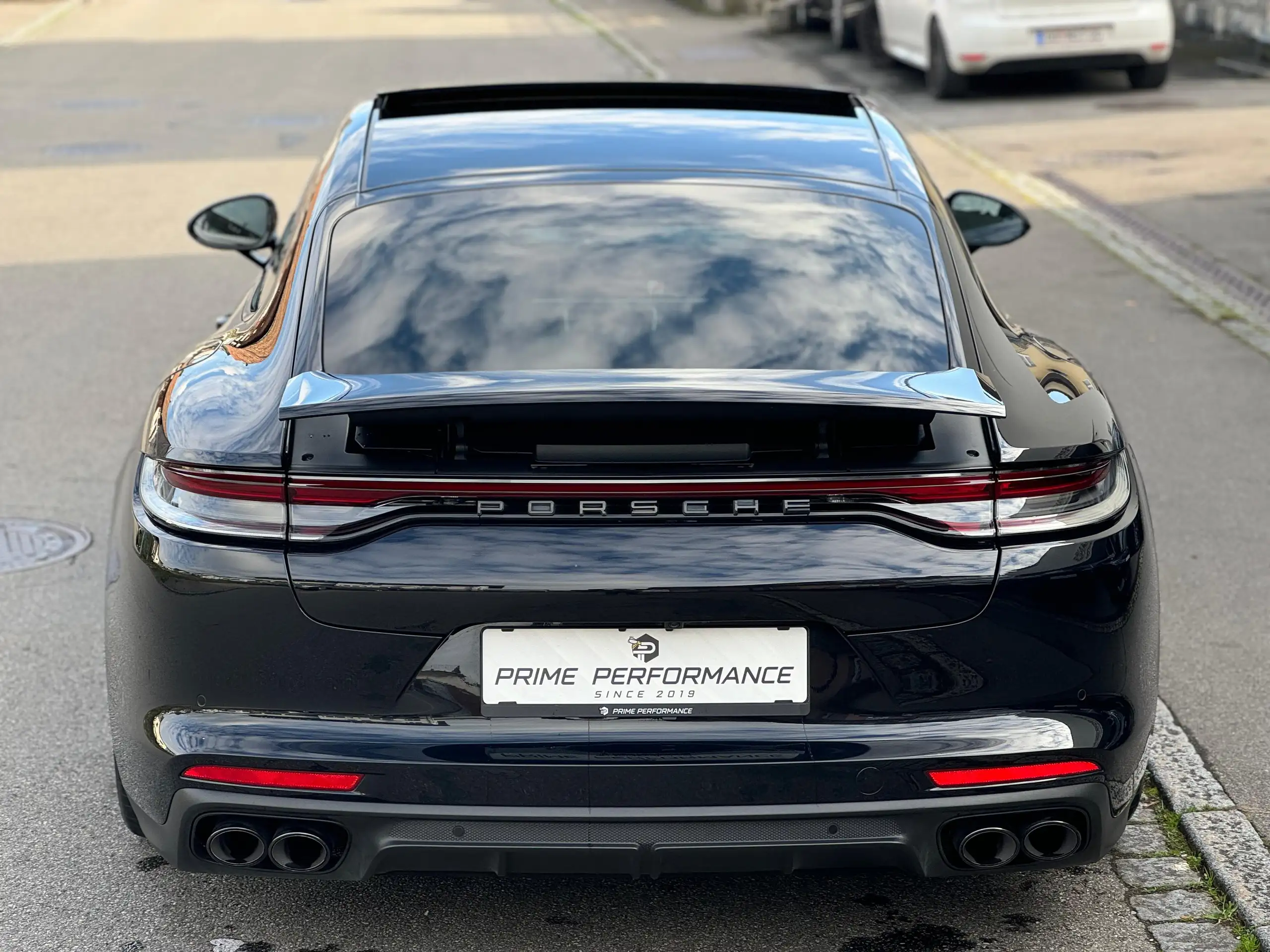 Porsche - Panamera