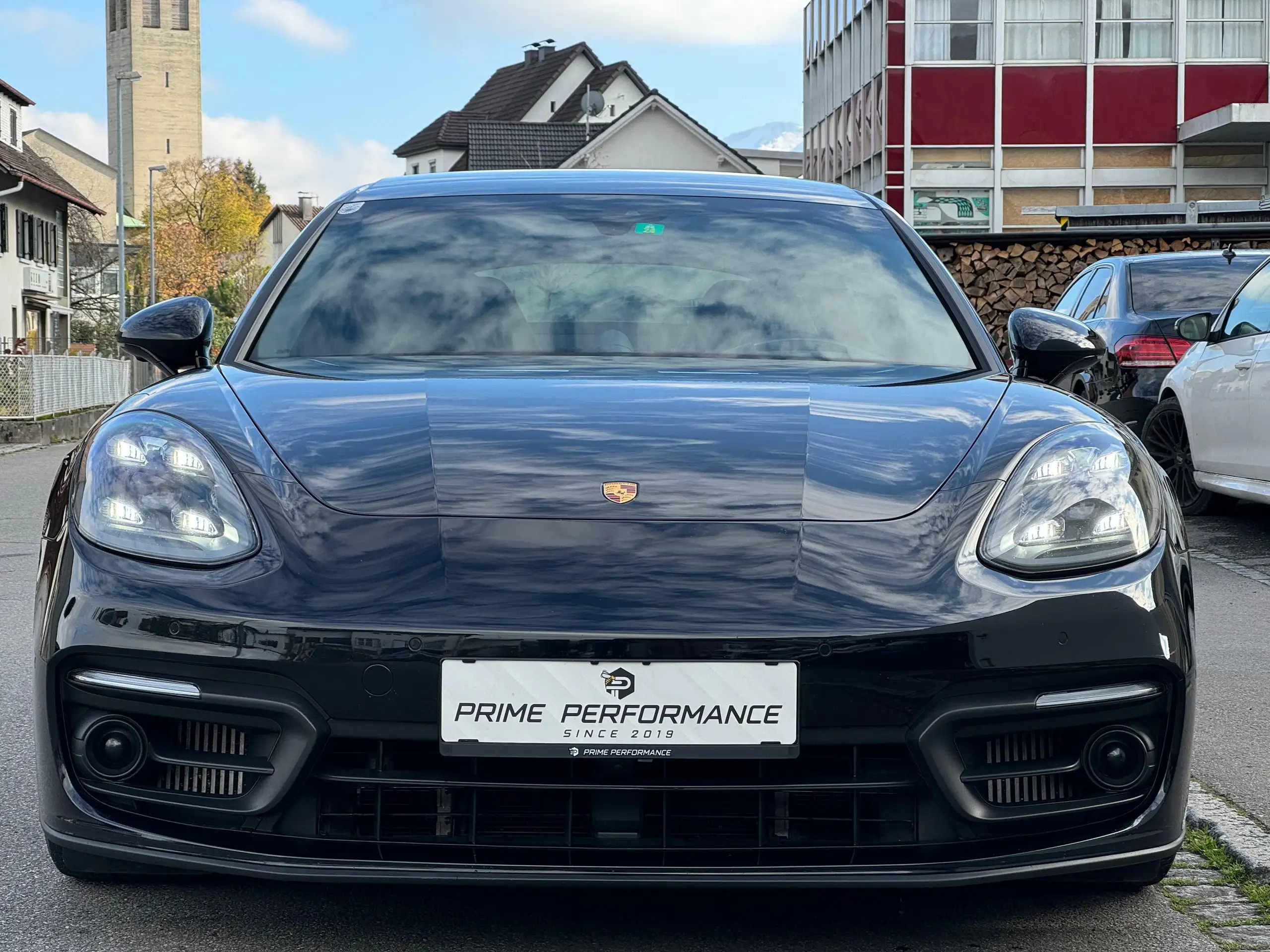 Porsche - Panamera