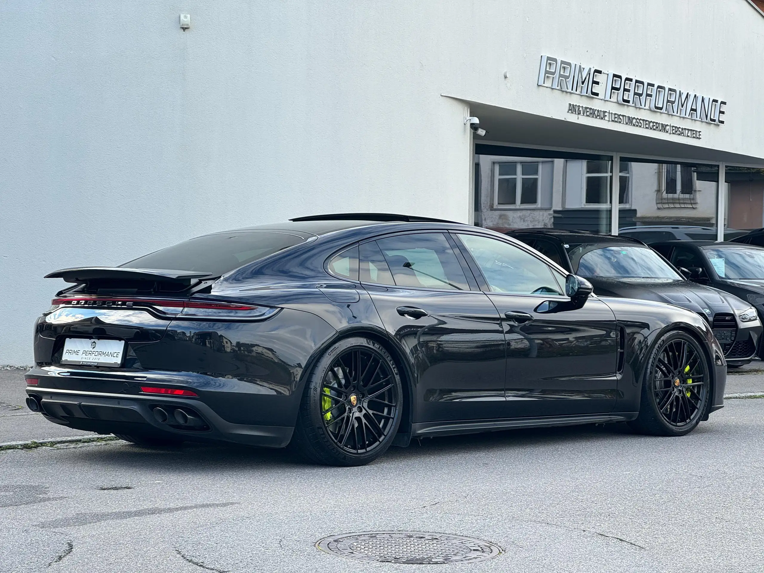 Porsche - Panamera