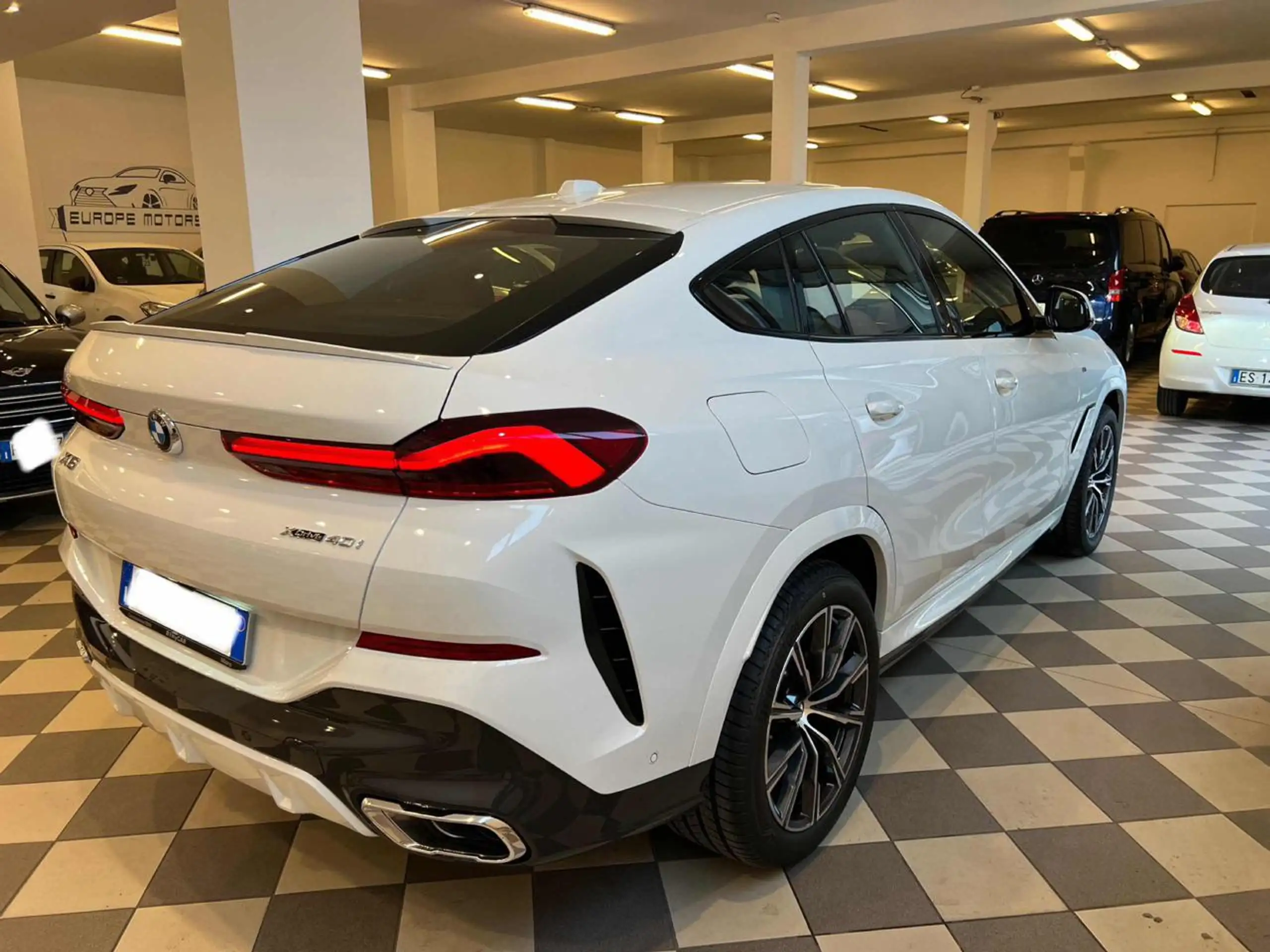 BMW - X6