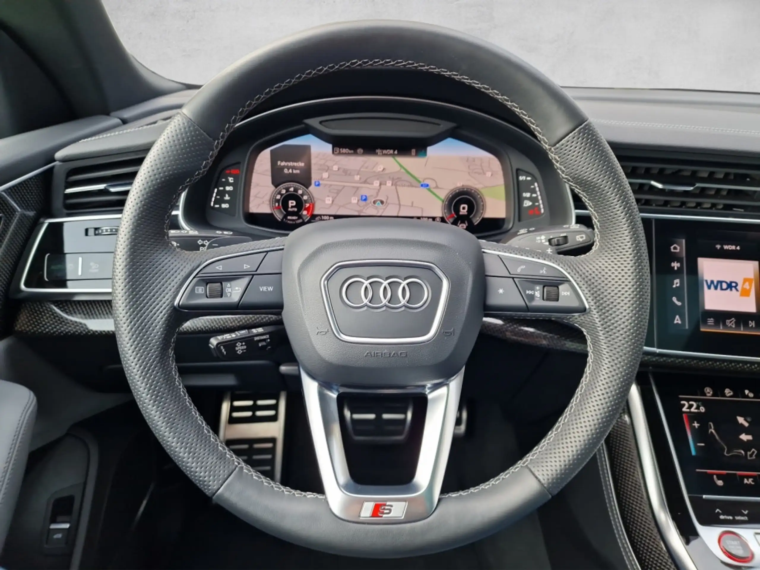 Audi - SQ8