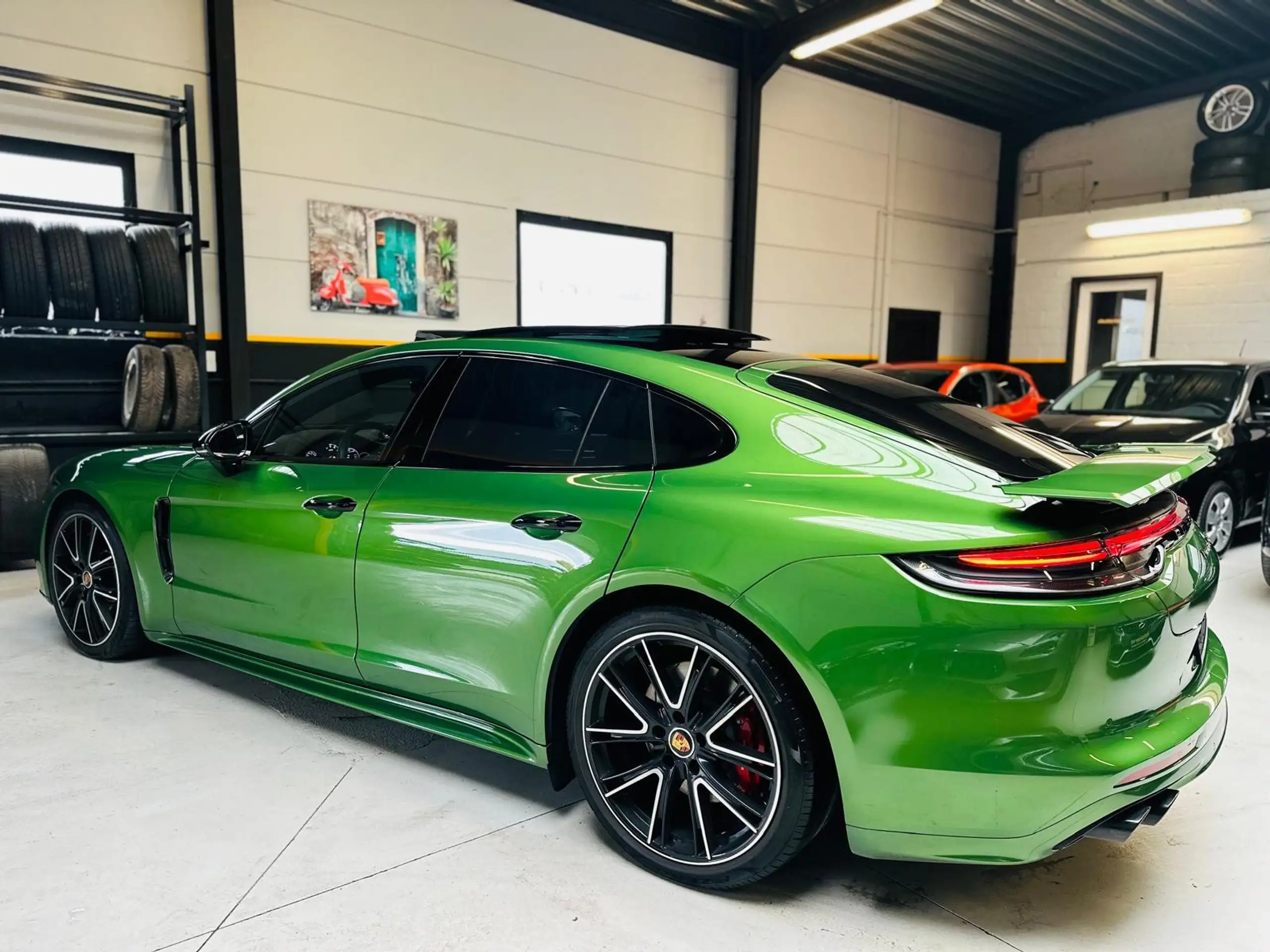 Porsche - Panamera