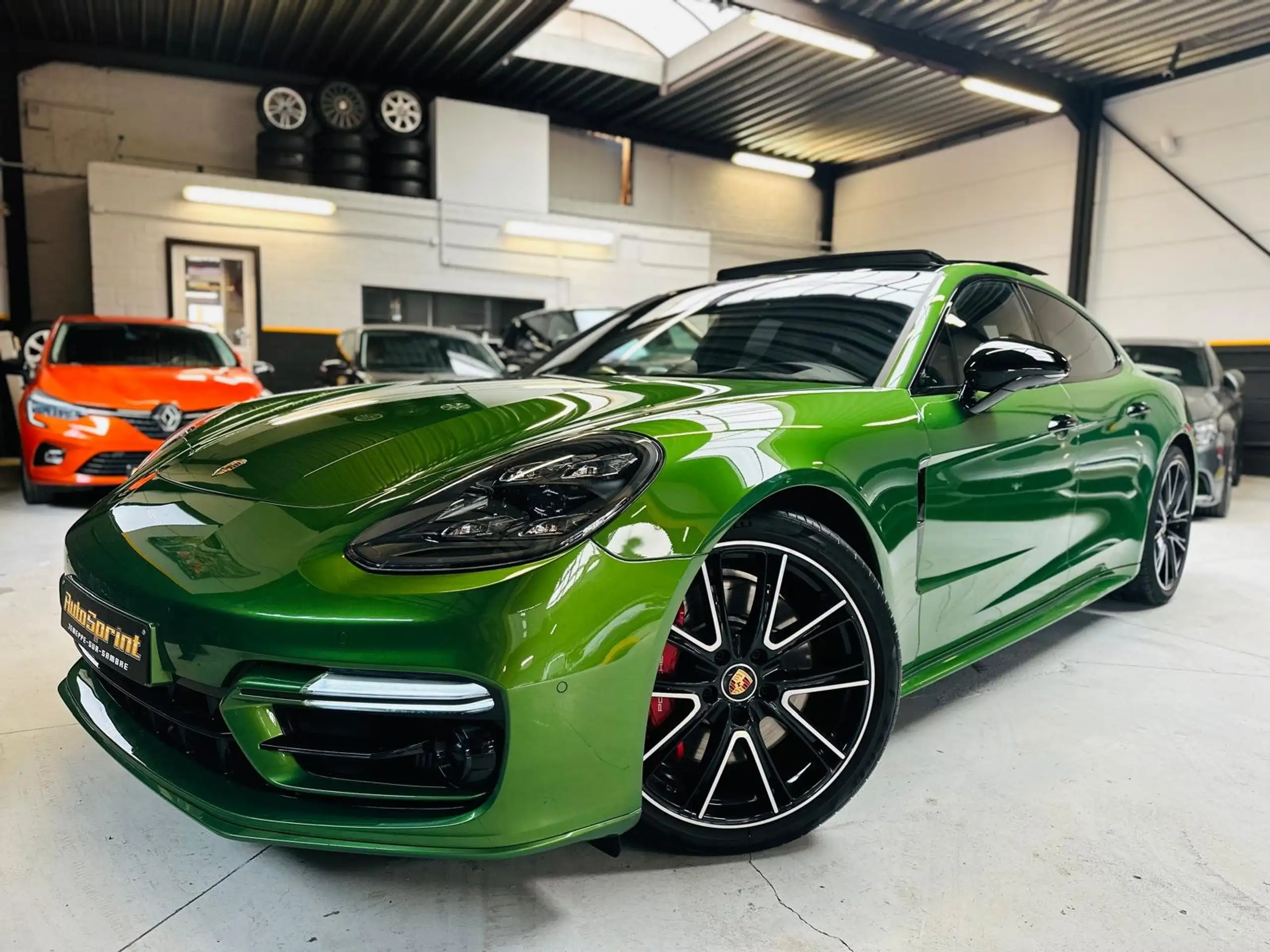 Porsche - Panamera