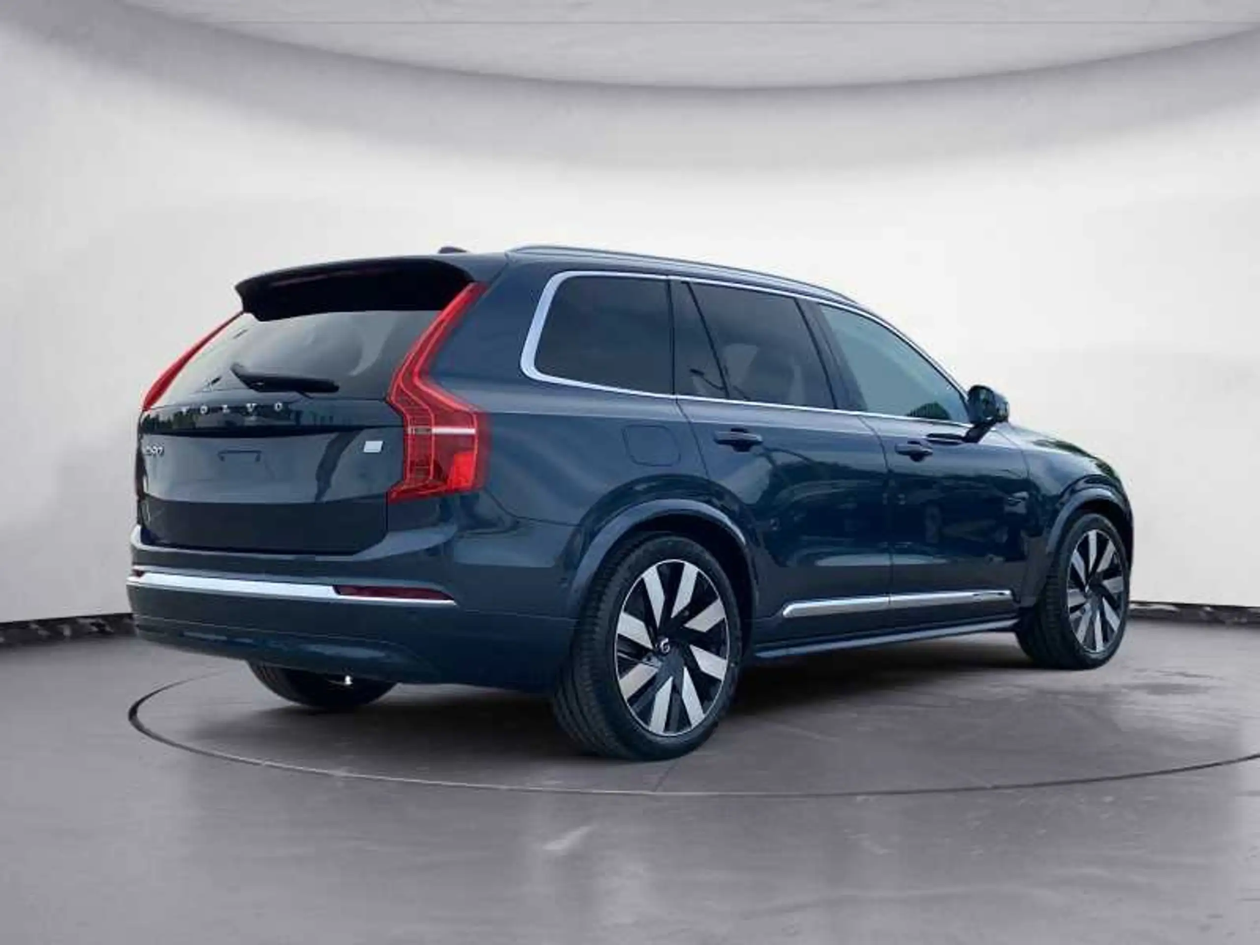 Volvo - XC90