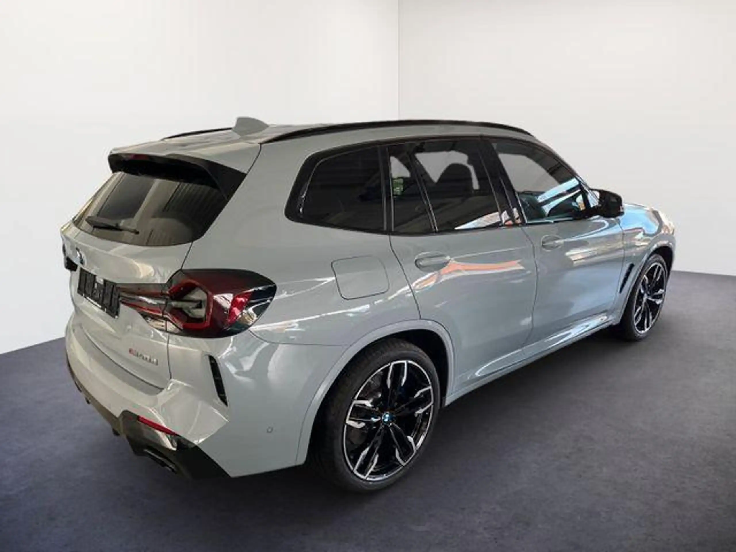 BMW - X3