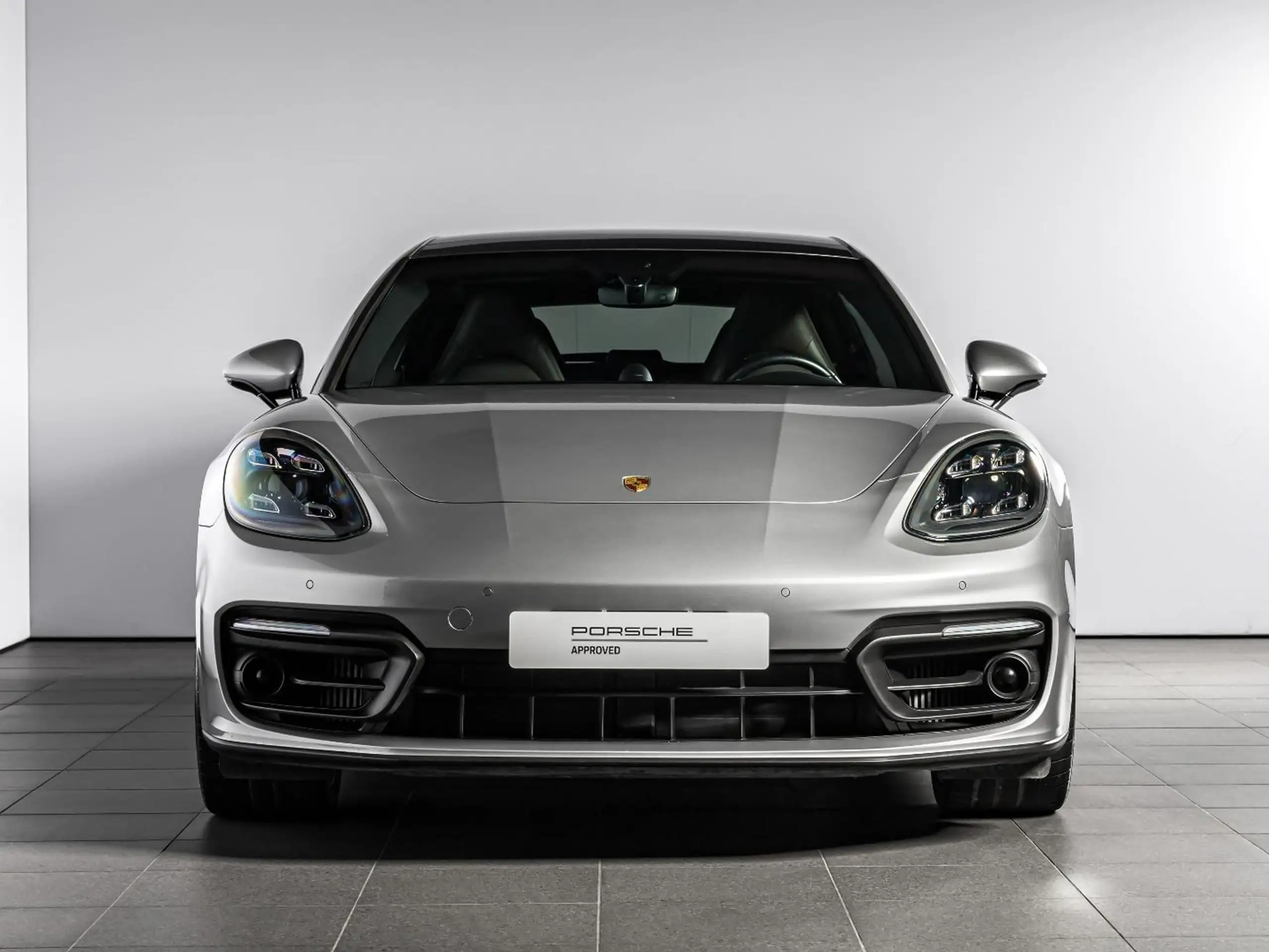 Porsche - Panamera