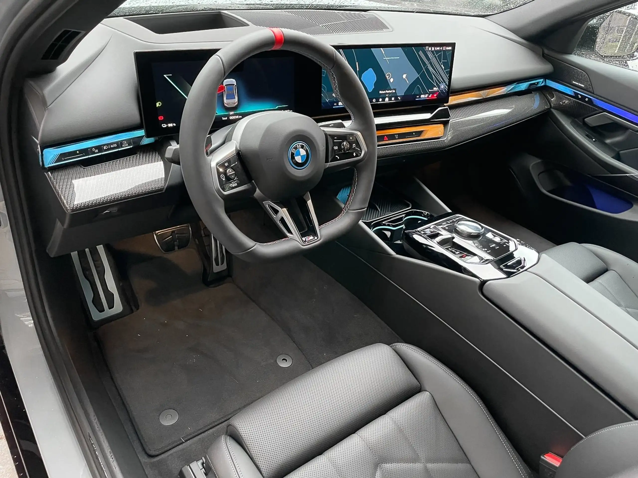 BMW - i5