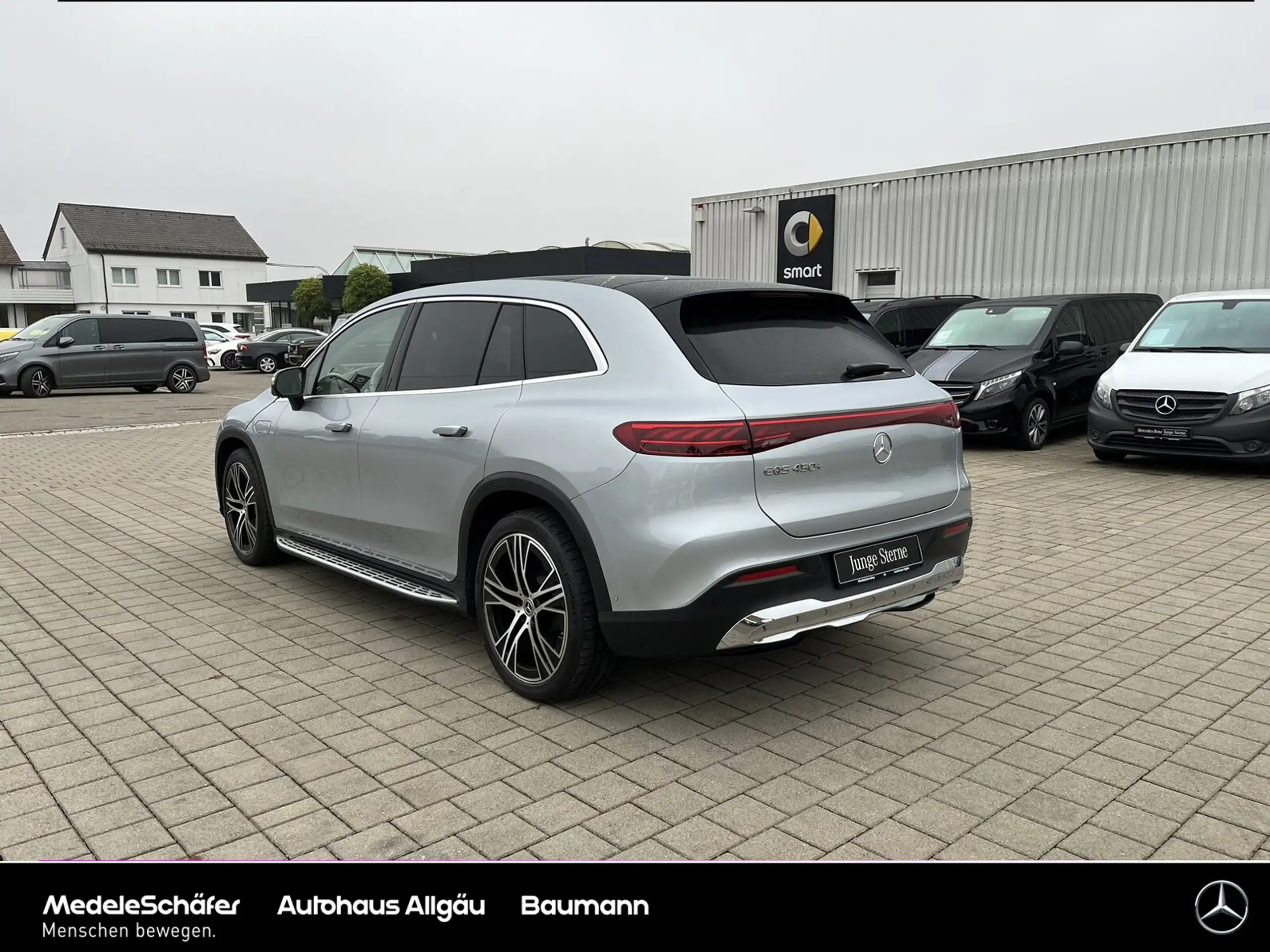 Mercedes-Benz - EQS SUV