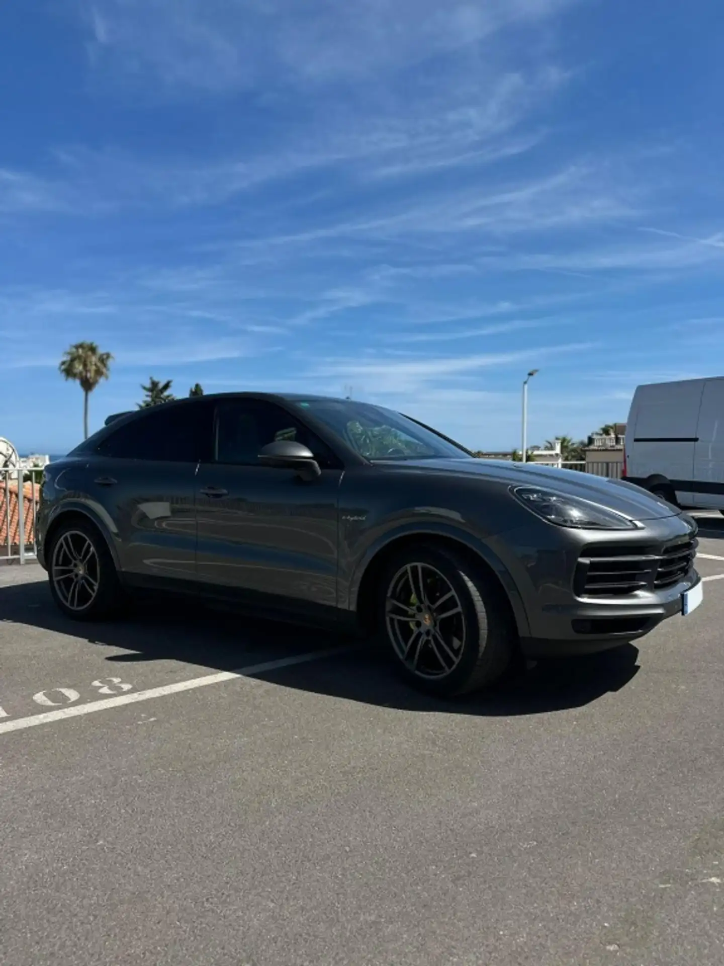 Porsche - Cayenne