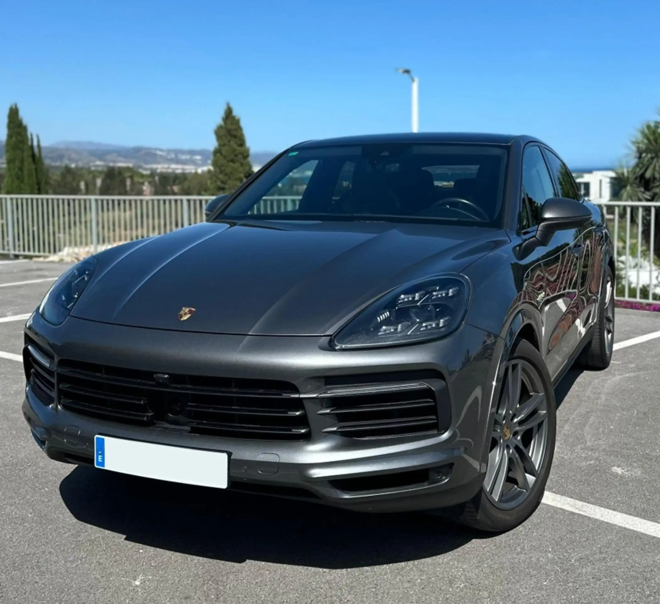 Porsche - Cayenne