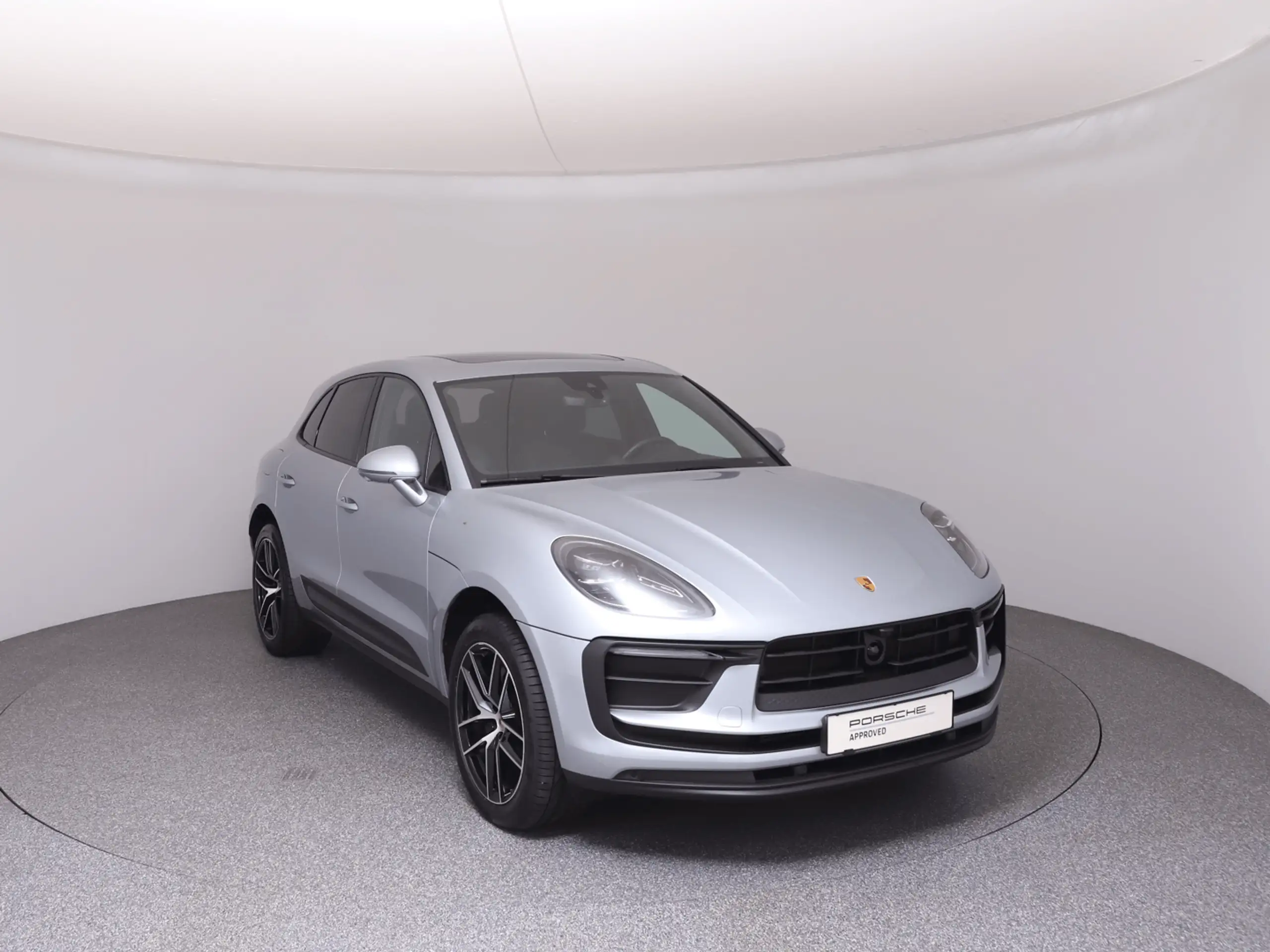 Porsche - Macan