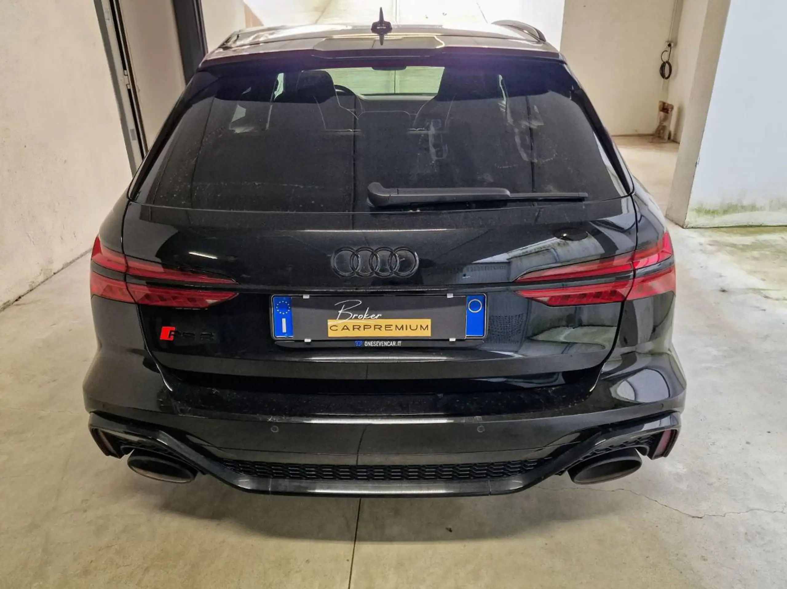 Audi - RS6