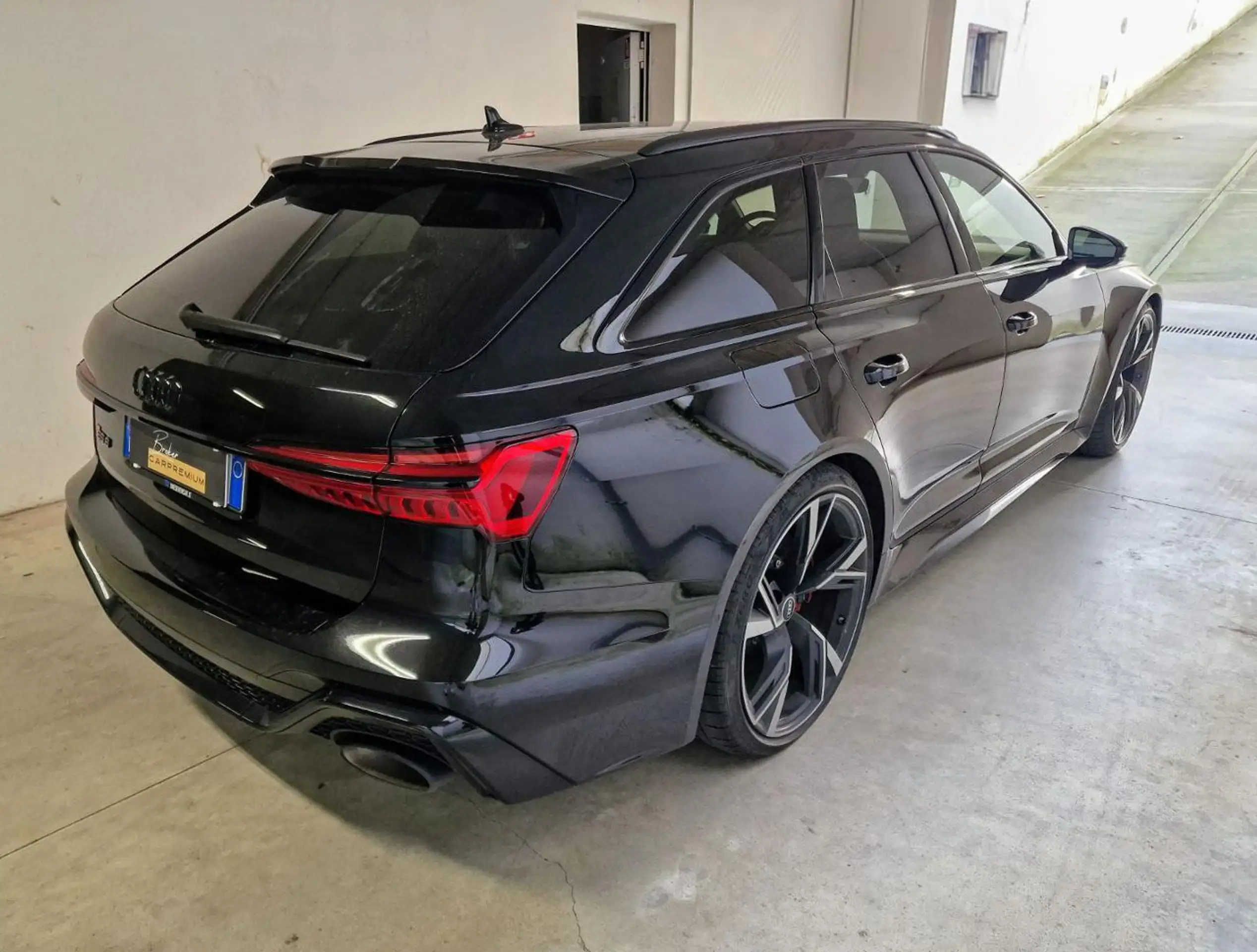 Audi - RS6