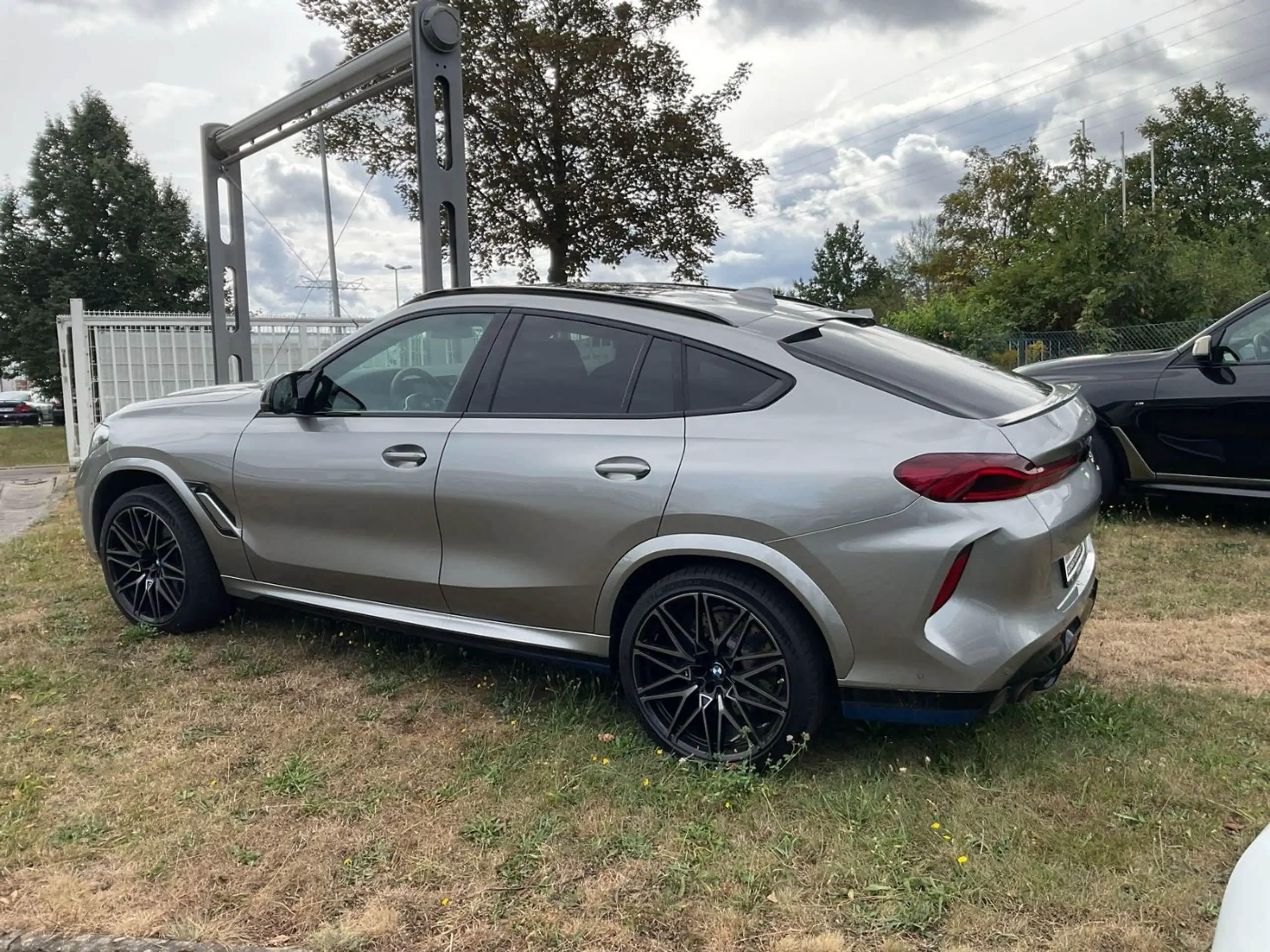 BMW - X6 M