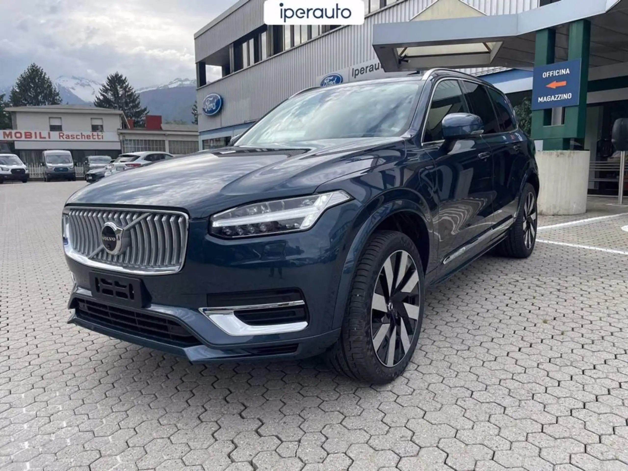 Volvo - XC90