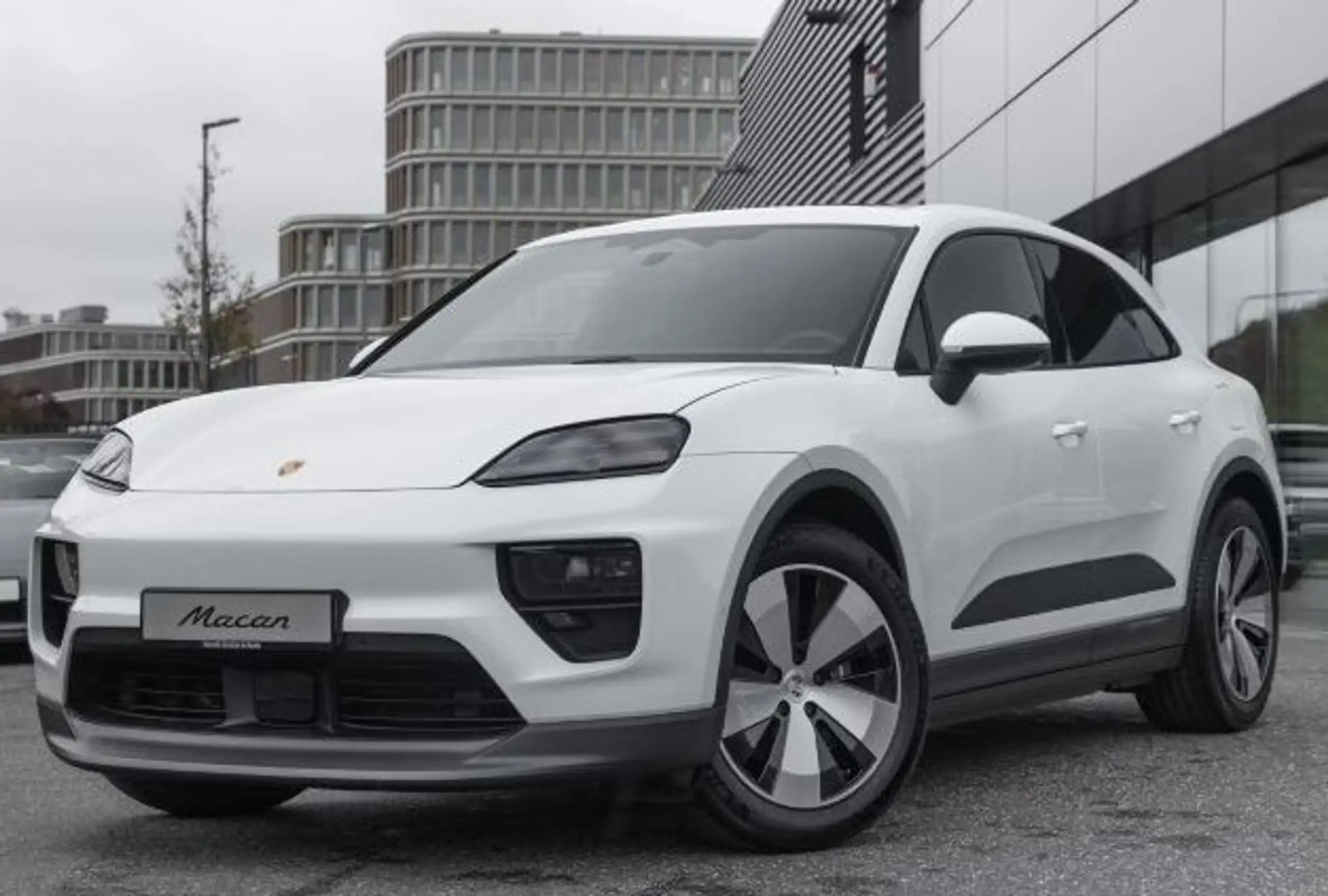 Porsche - Macan