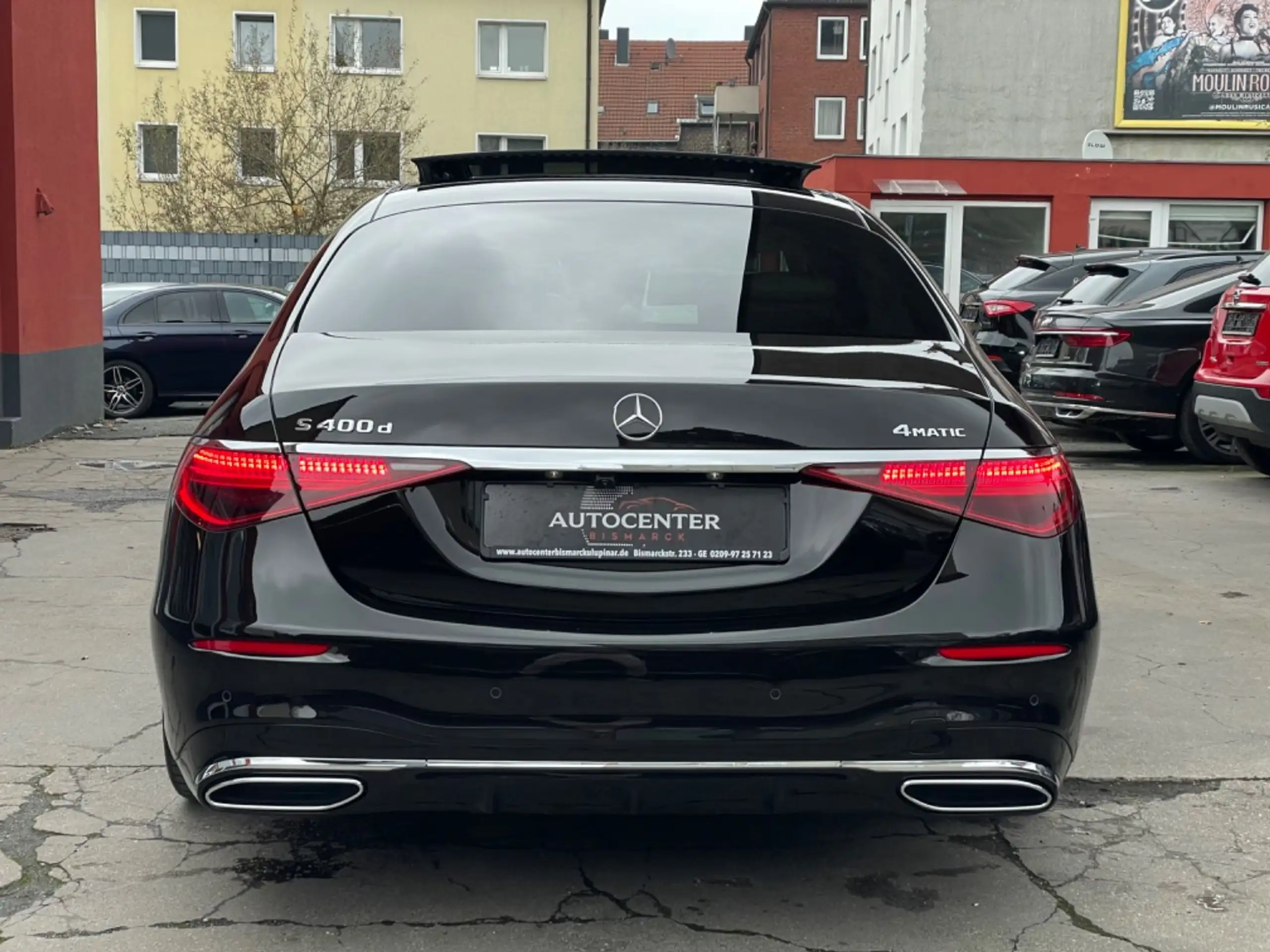 Mercedes-Benz - S 400