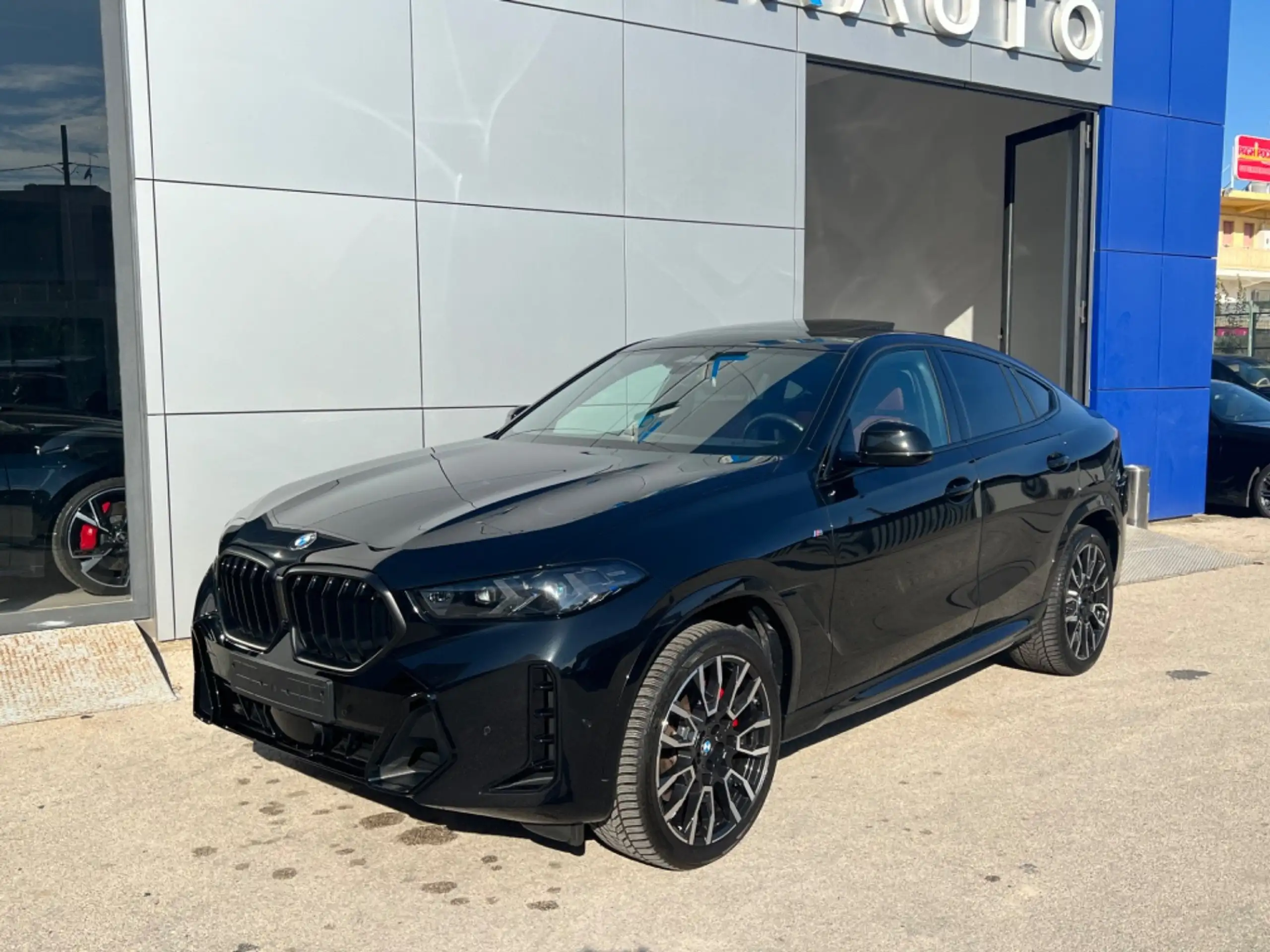 BMW - X6