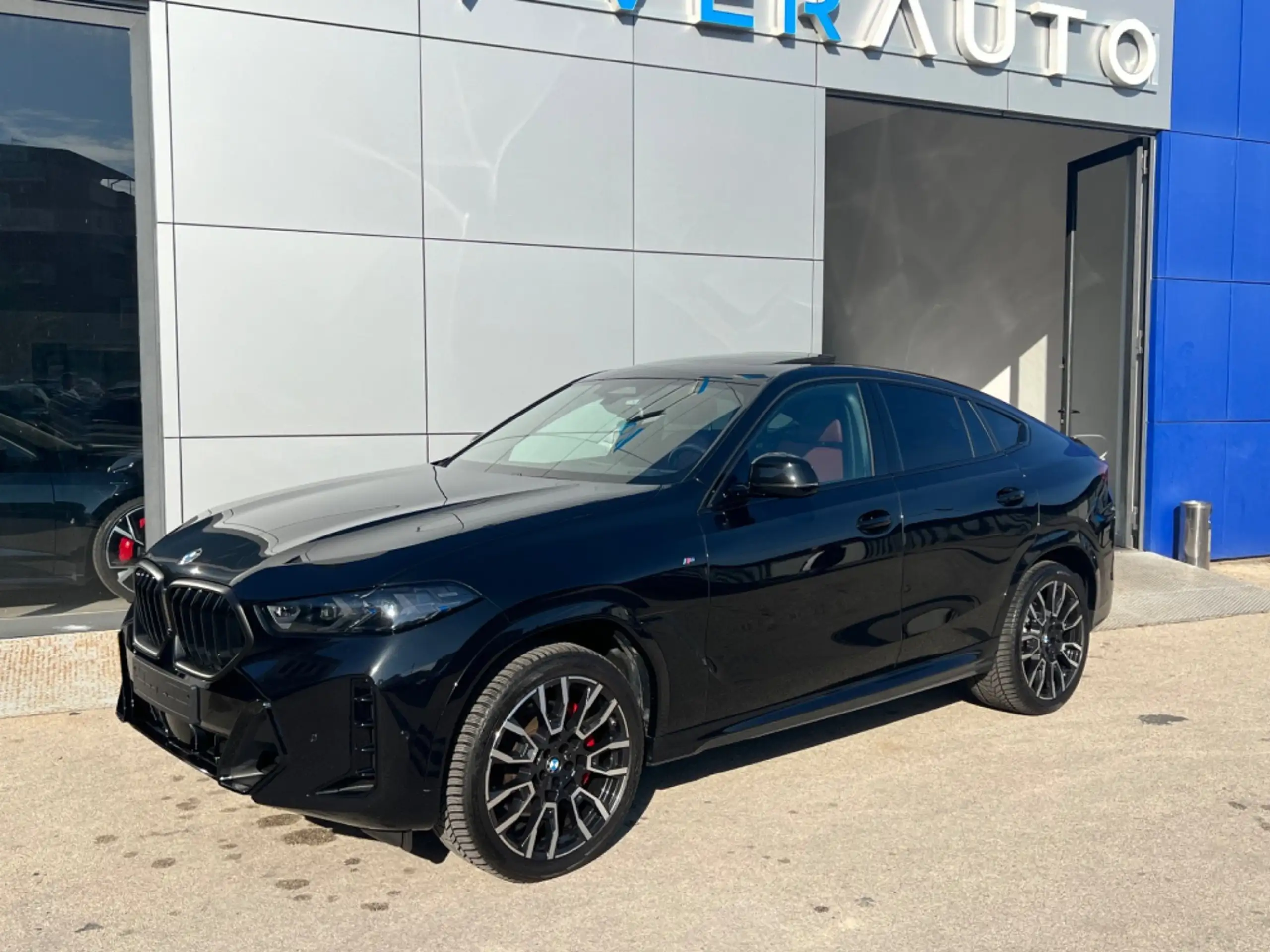 BMW - X6