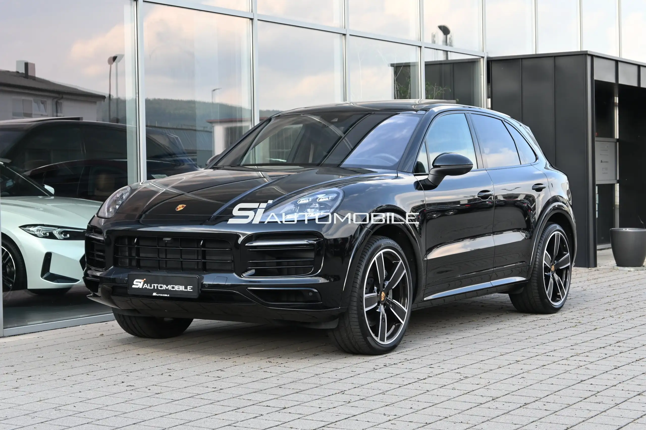 Porsche - Cayenne