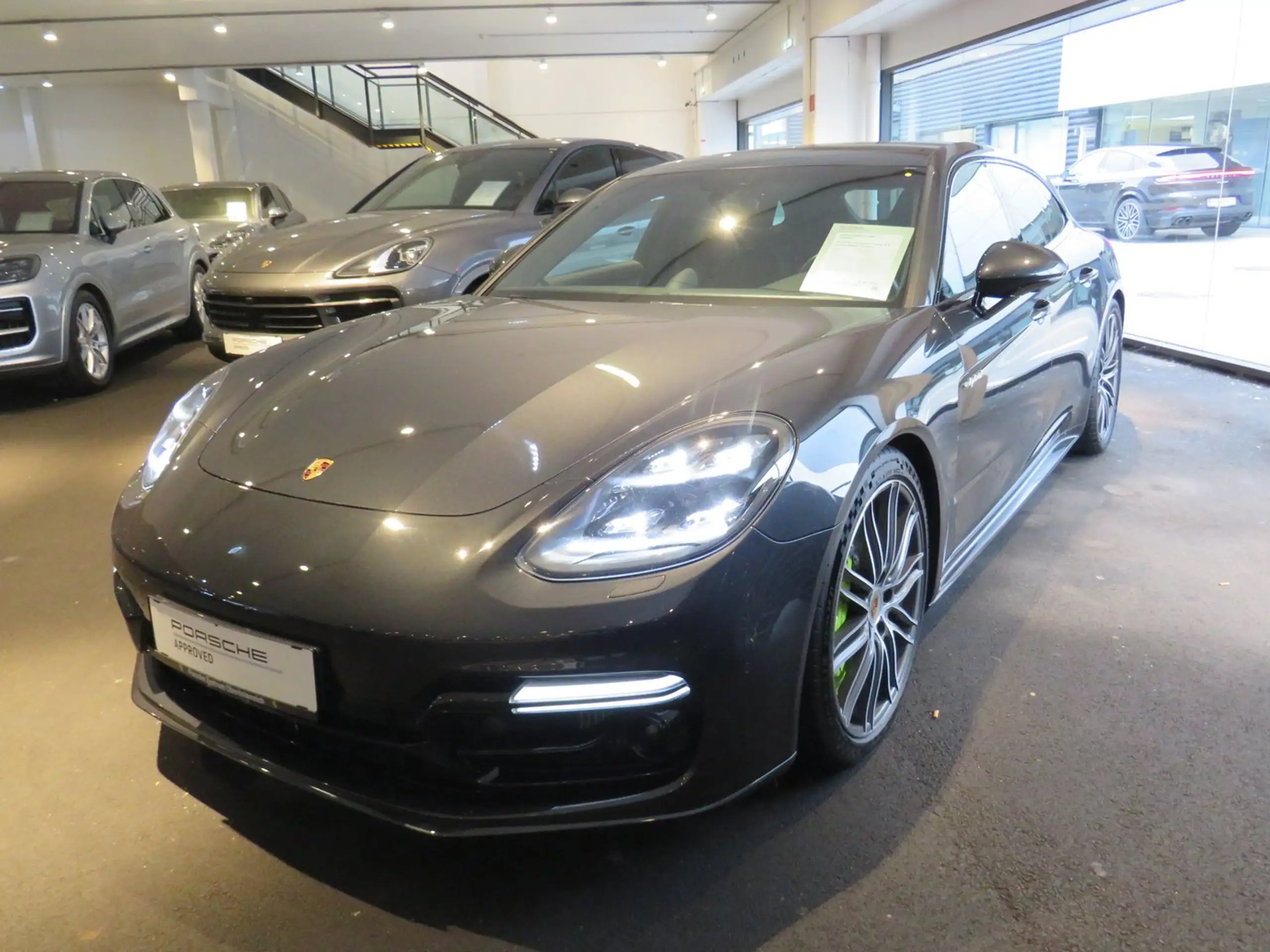 Porsche - Panamera