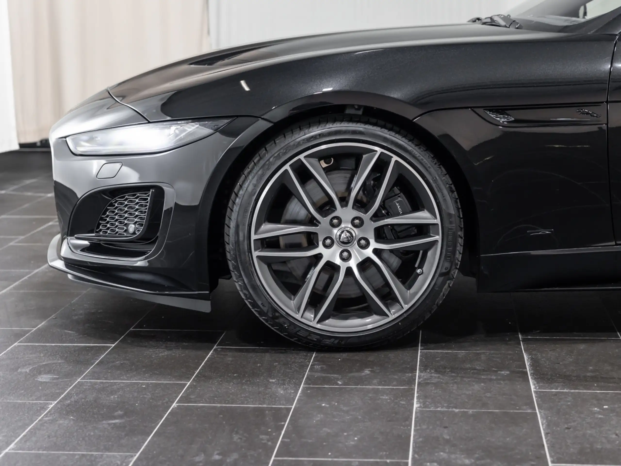 Jaguar - F-Type